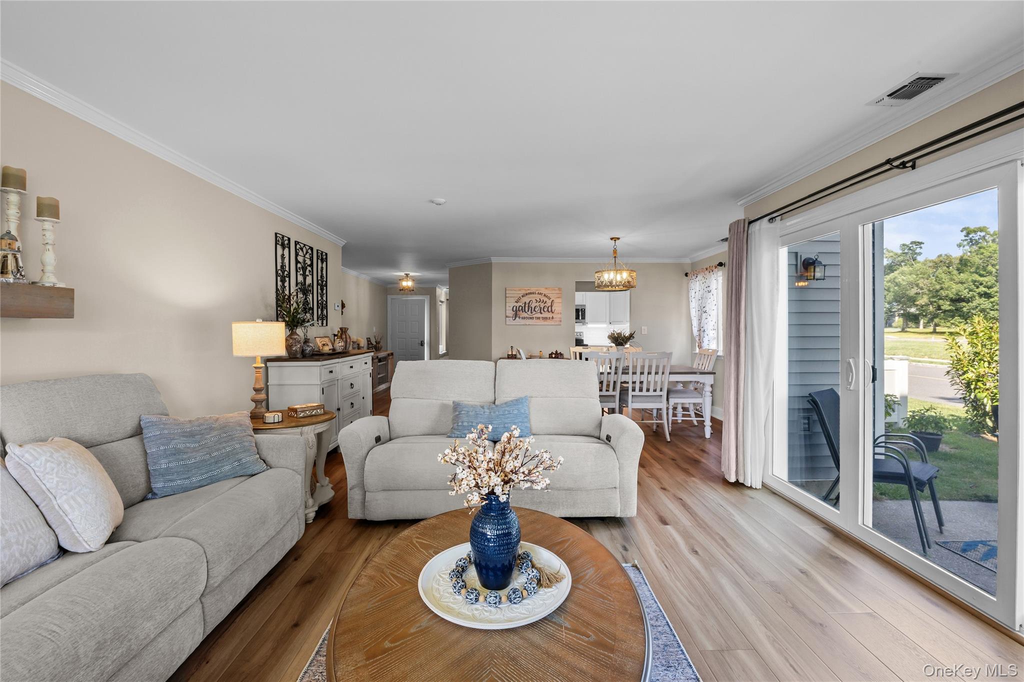 416 Lindsay Lane — photo 12