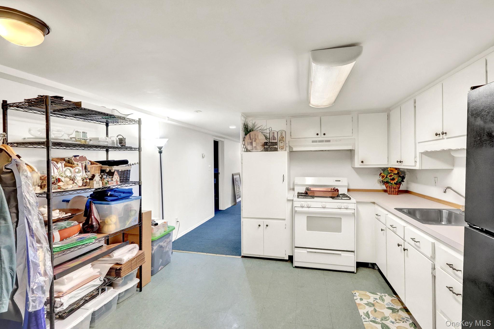 408 Oceanside Street — photo 25