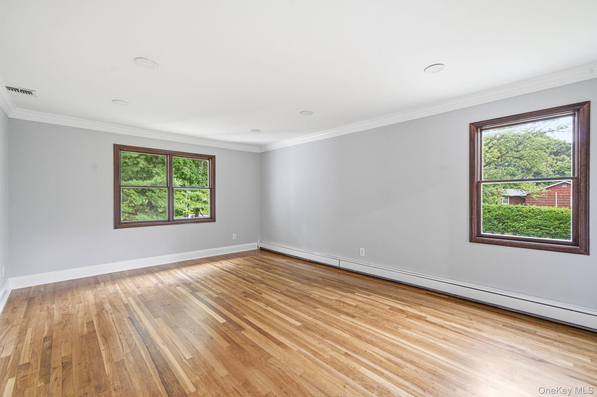 20 Arbor Lane — photo 32