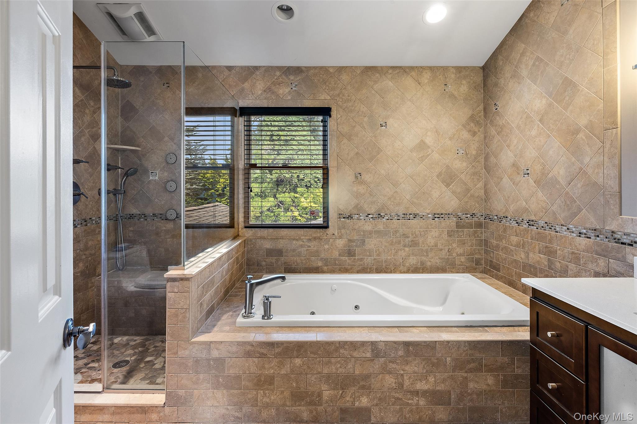 26 Kathleen Drive — photo 11