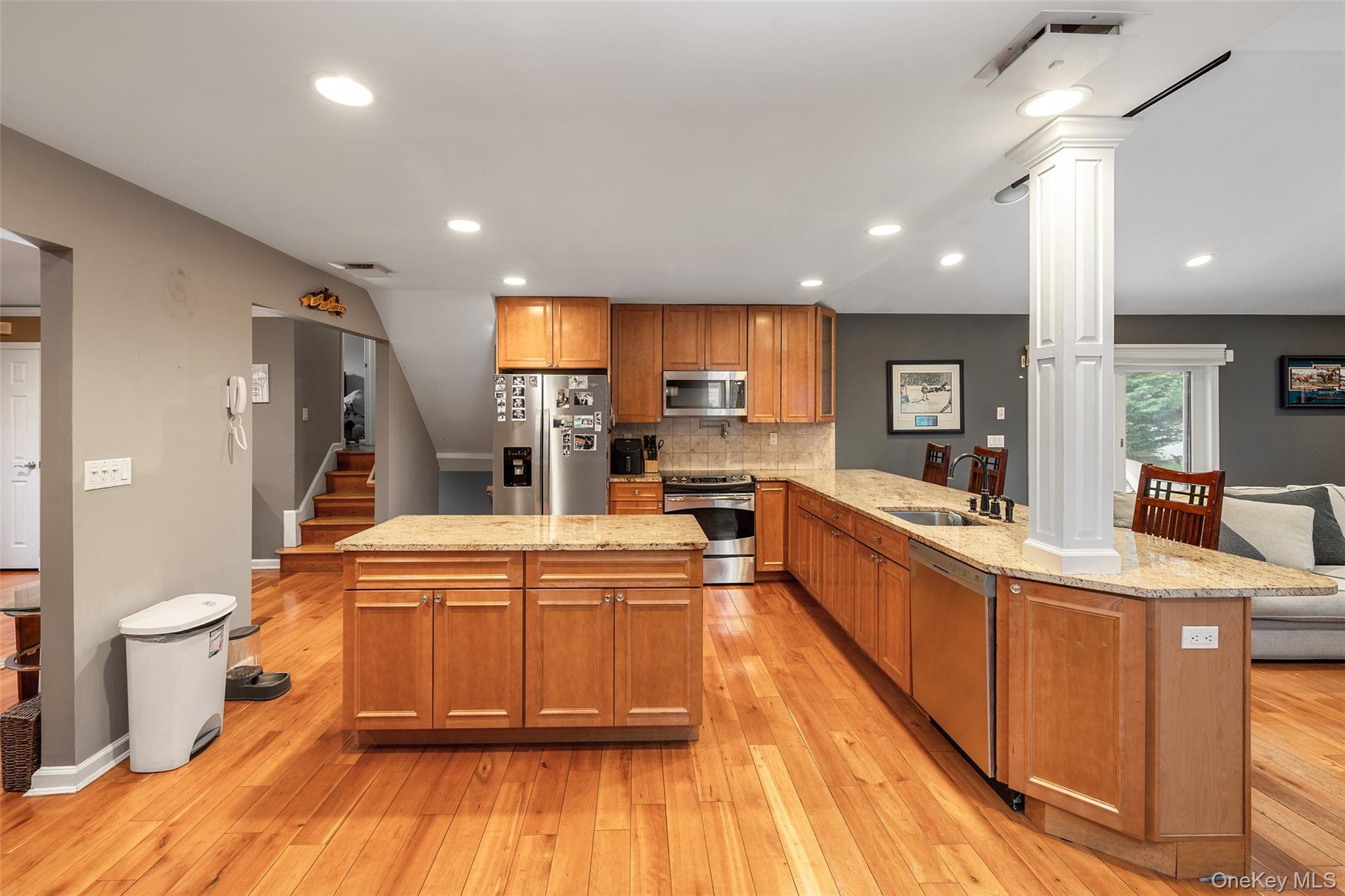 26 Kathleen Drive — photo 5