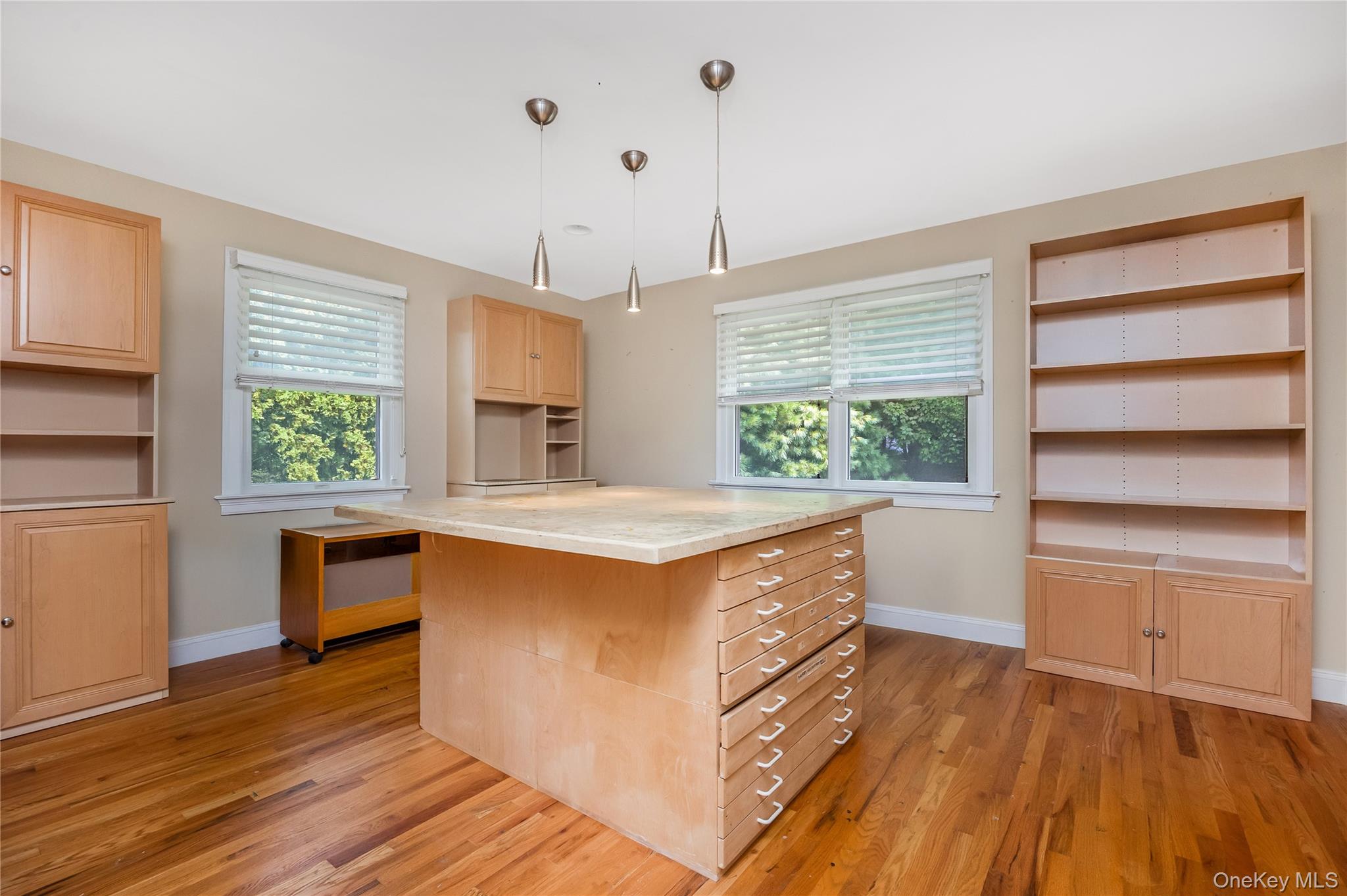 230 Woodbine Avenue — photo 36