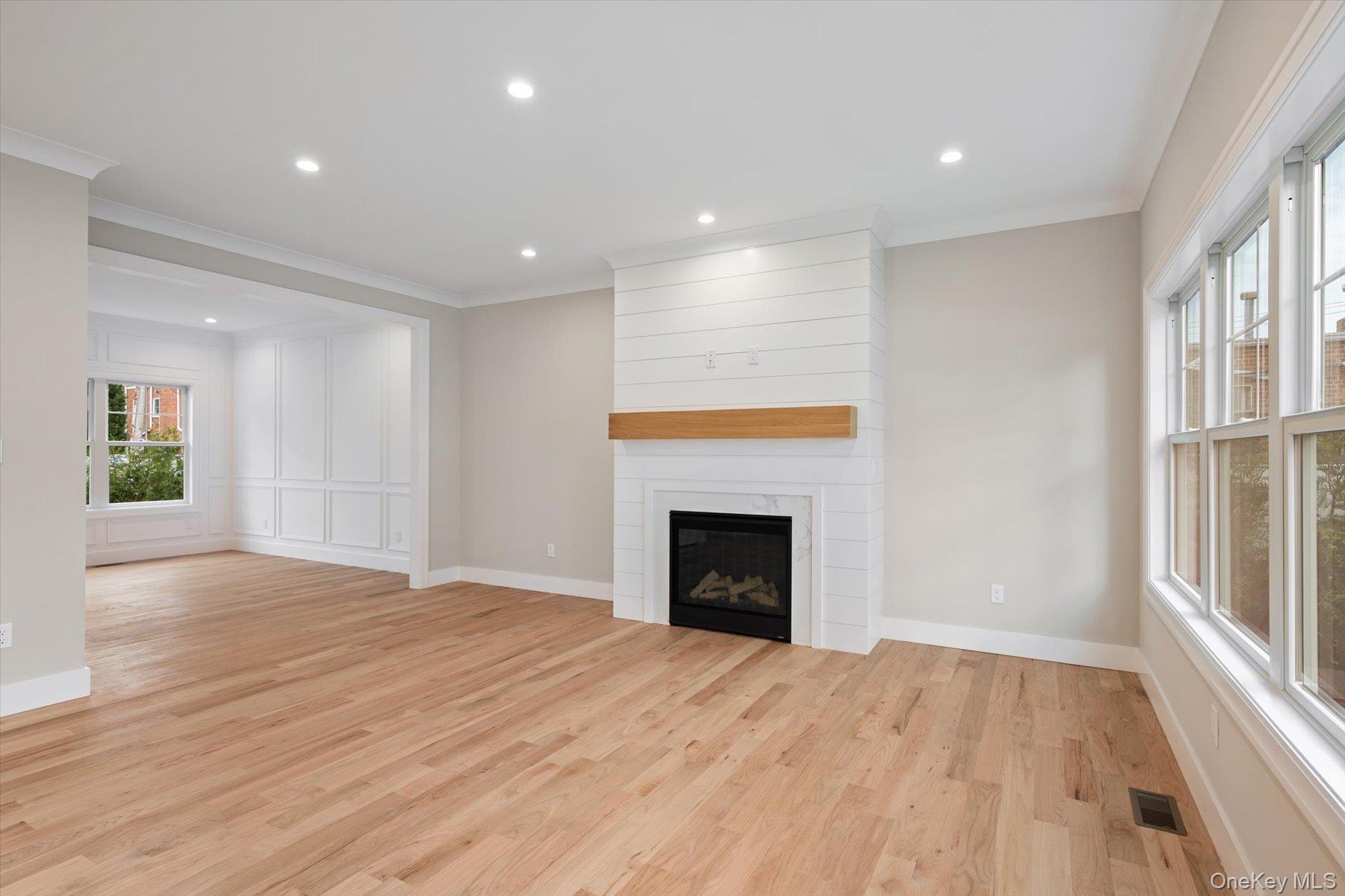 111 Jackson Avenue — photo 8