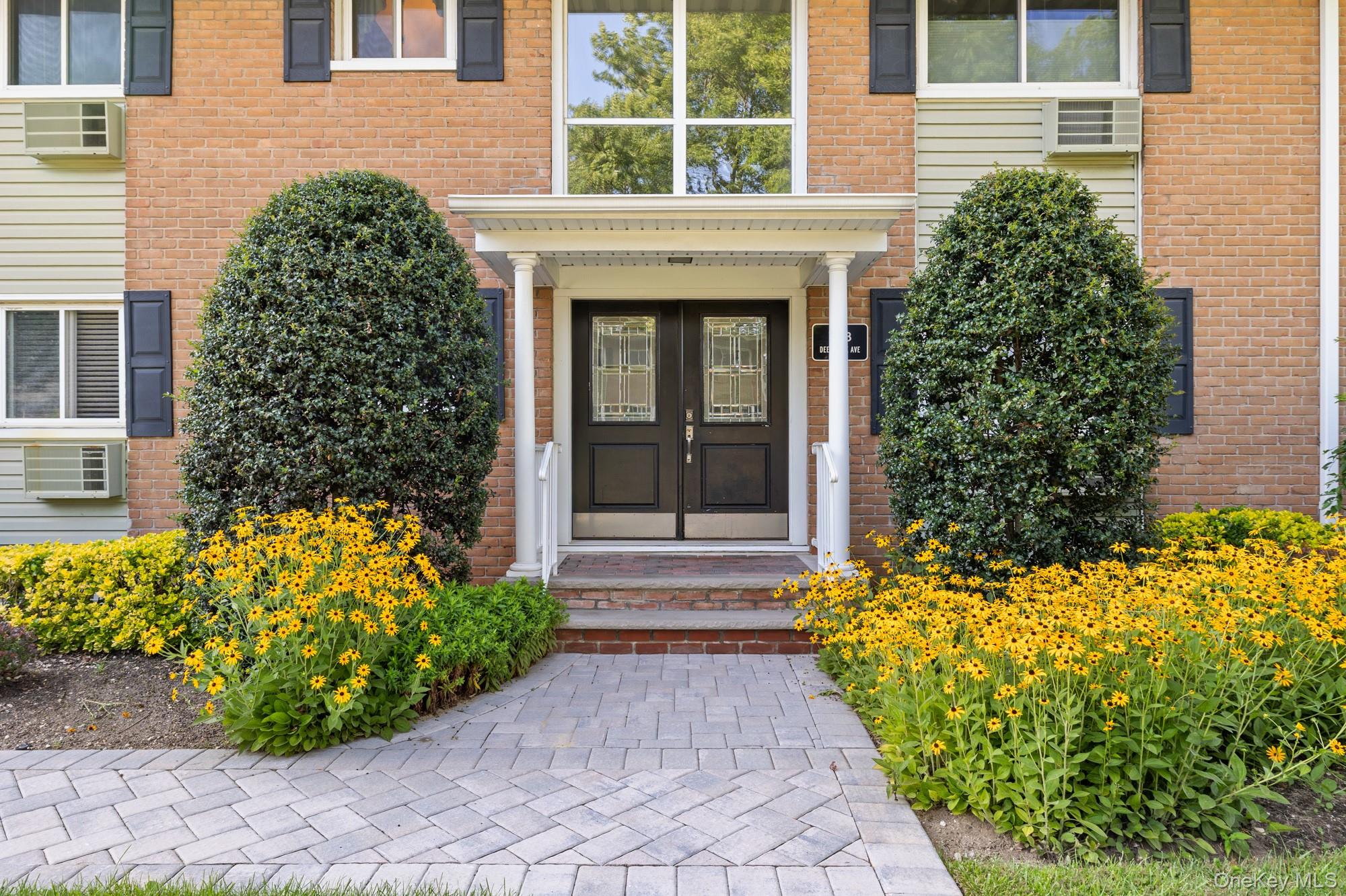748 Deer Park Avenue #7H — photo 4