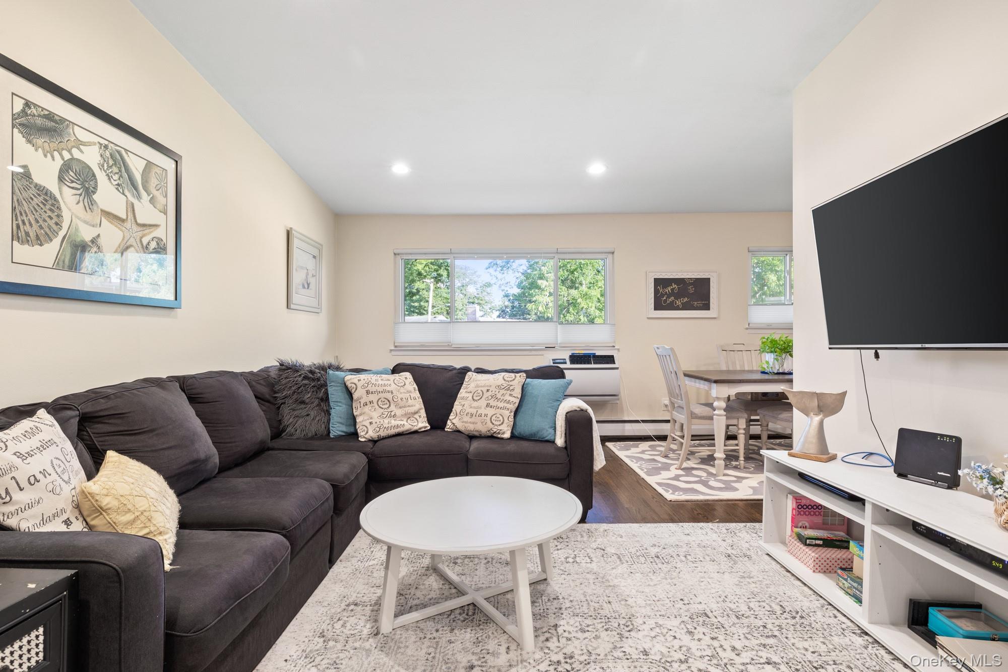 748 Deer Park Avenue #7H — photo 8