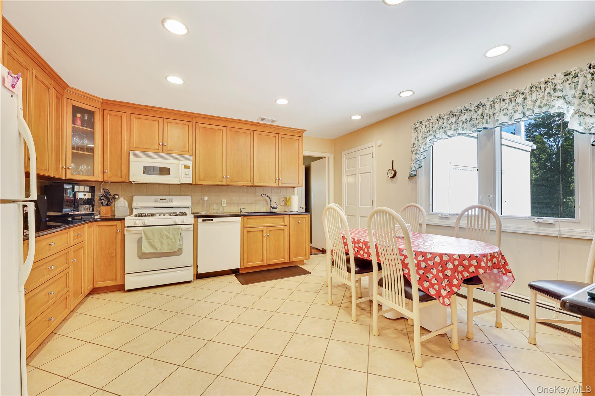 17 Lafayette Drive — photo 12