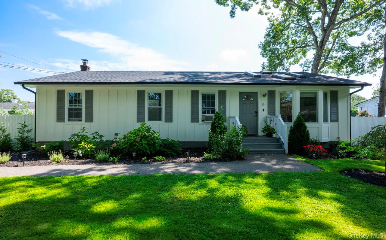 8 Silver Road