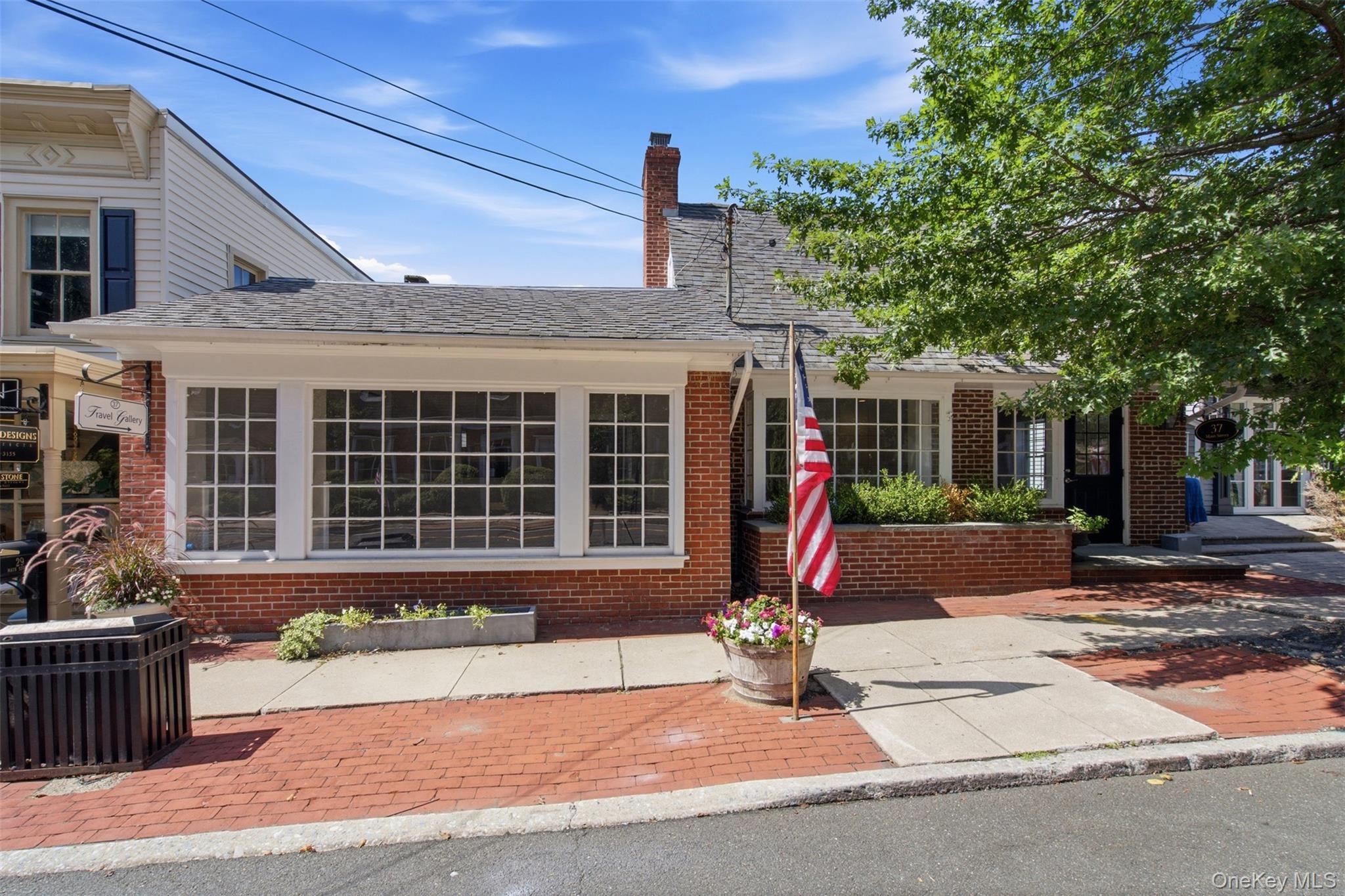 37 Main Street, Cold Spring Harbor