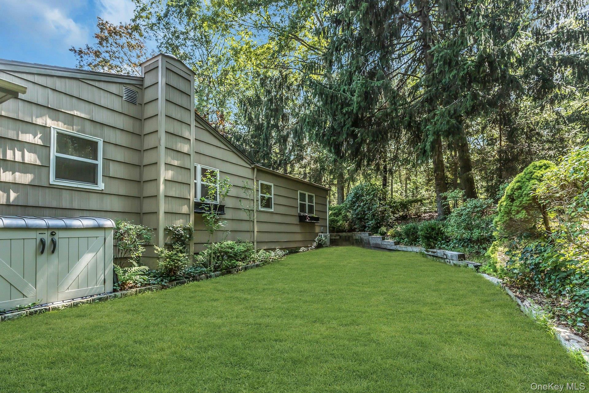 188 Daly Road — photo 32