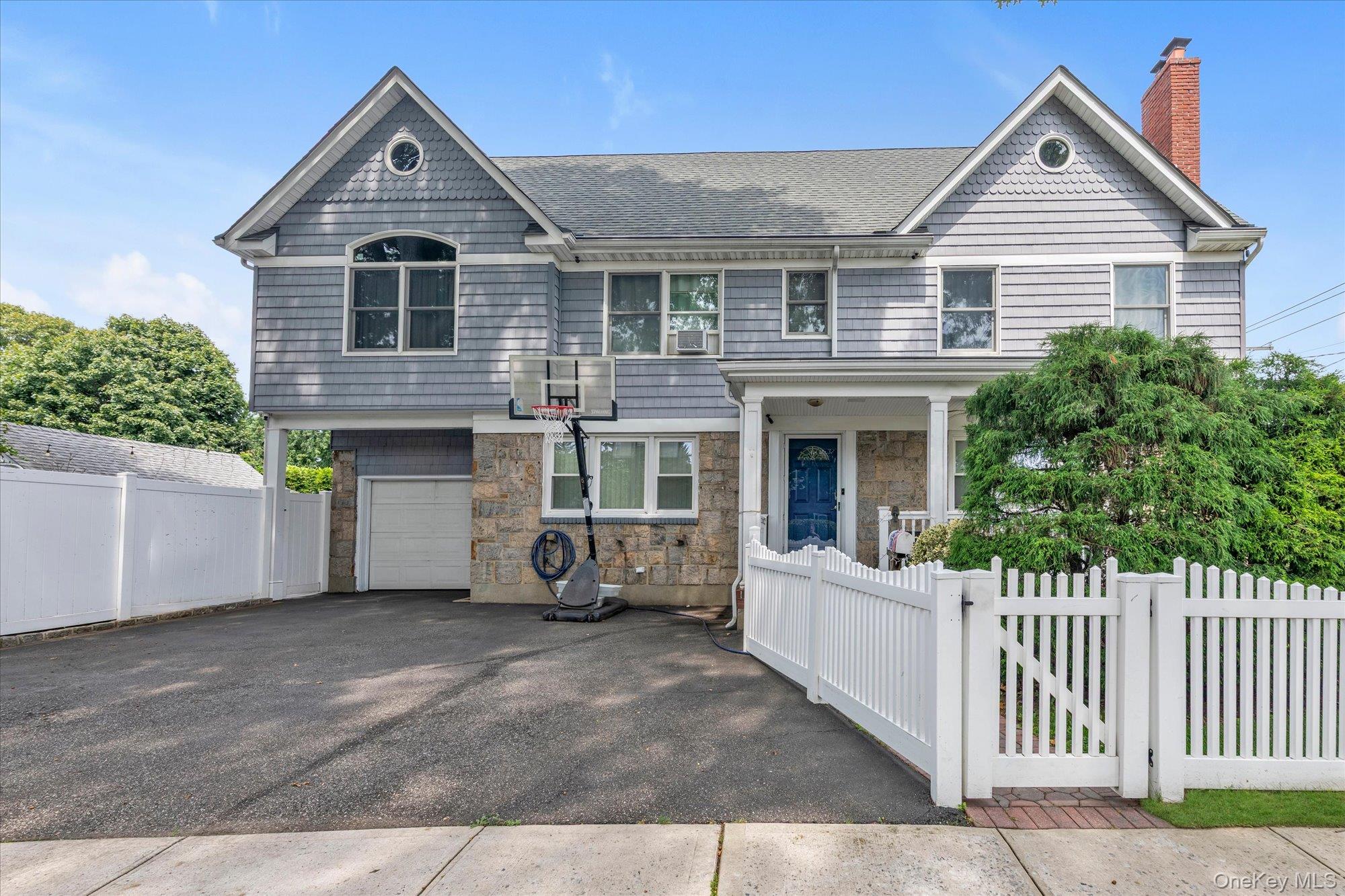 1 Windsor Place