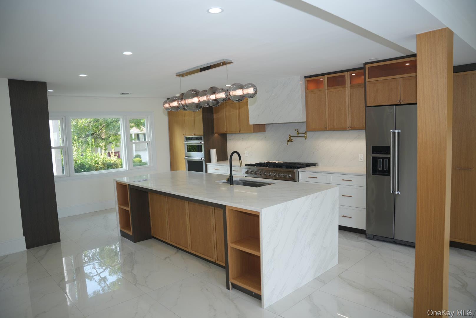 21 Wesleyan Road — photo 3
