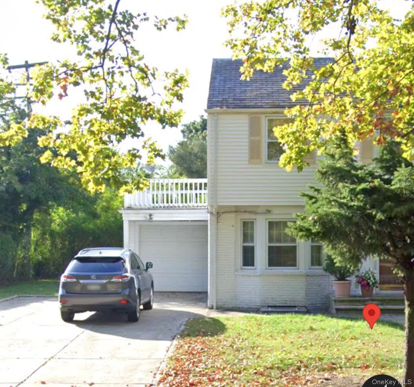 292 11th Street, Garden City