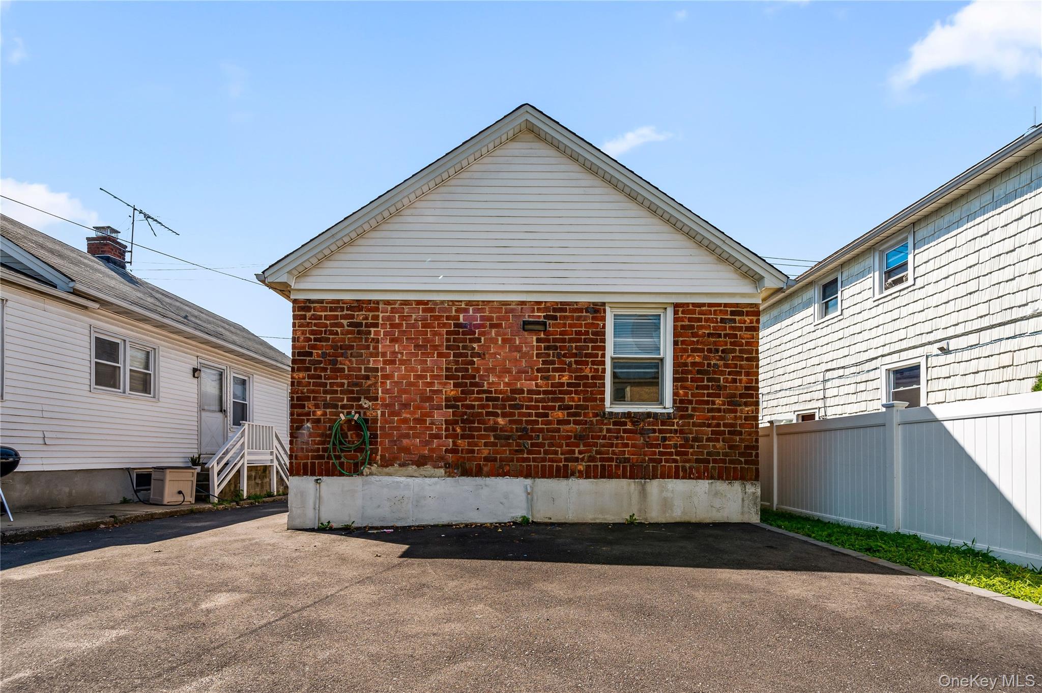 21 Beechwood Avenue — photo 5