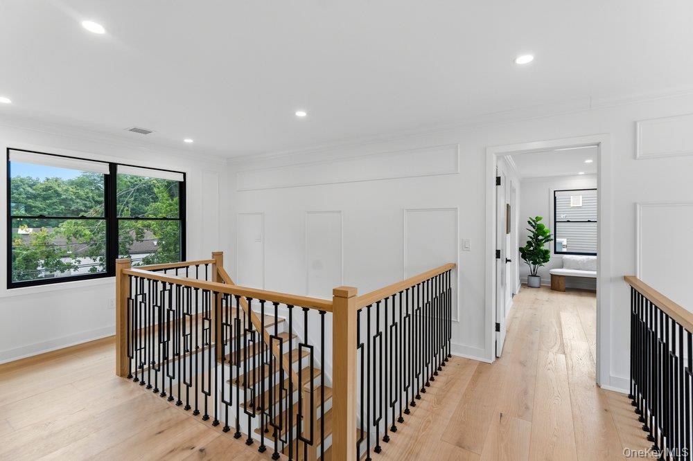 8 Allison Drive — photo 32