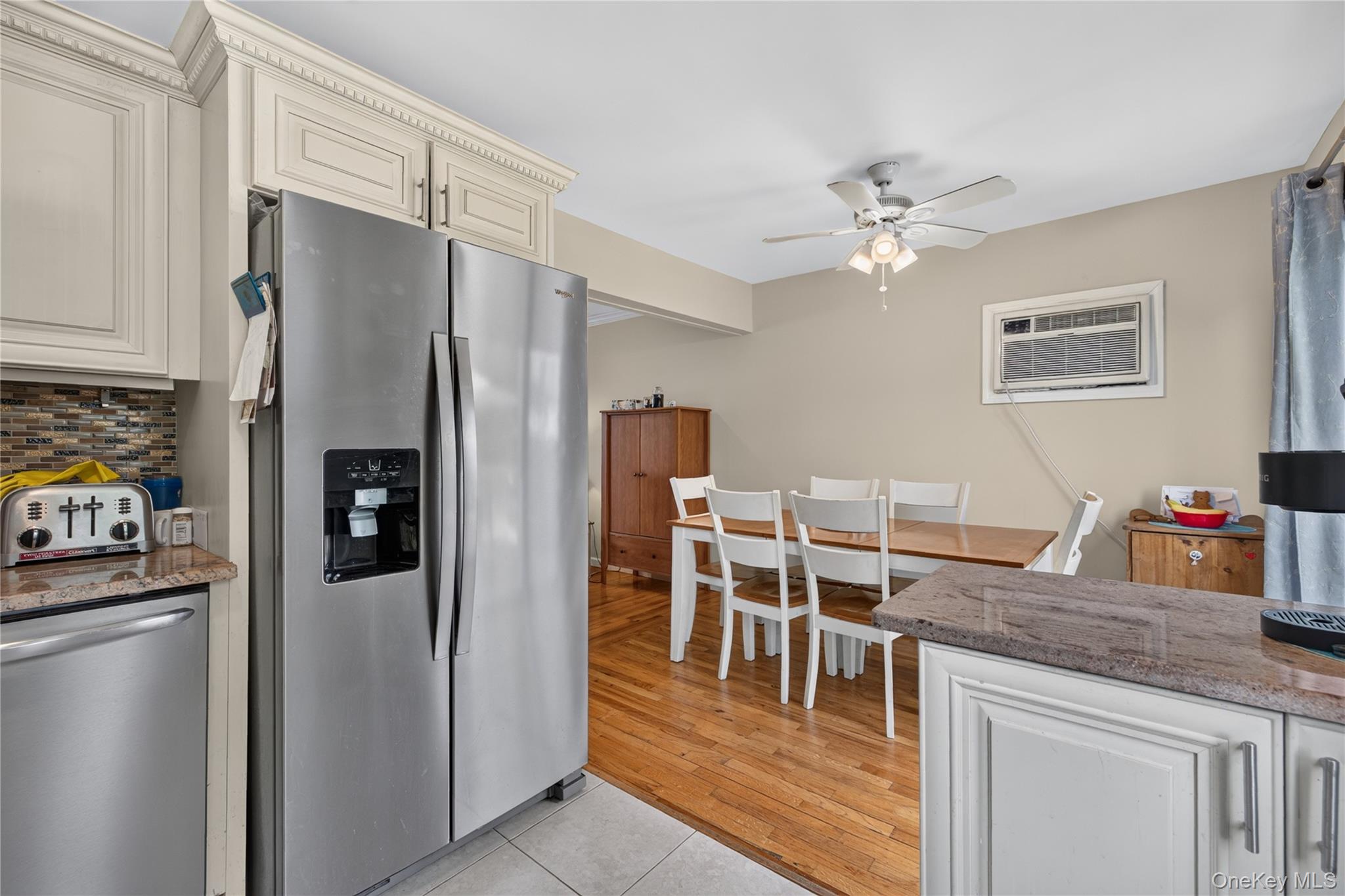 88 Crestwood Boulevard — photo 10