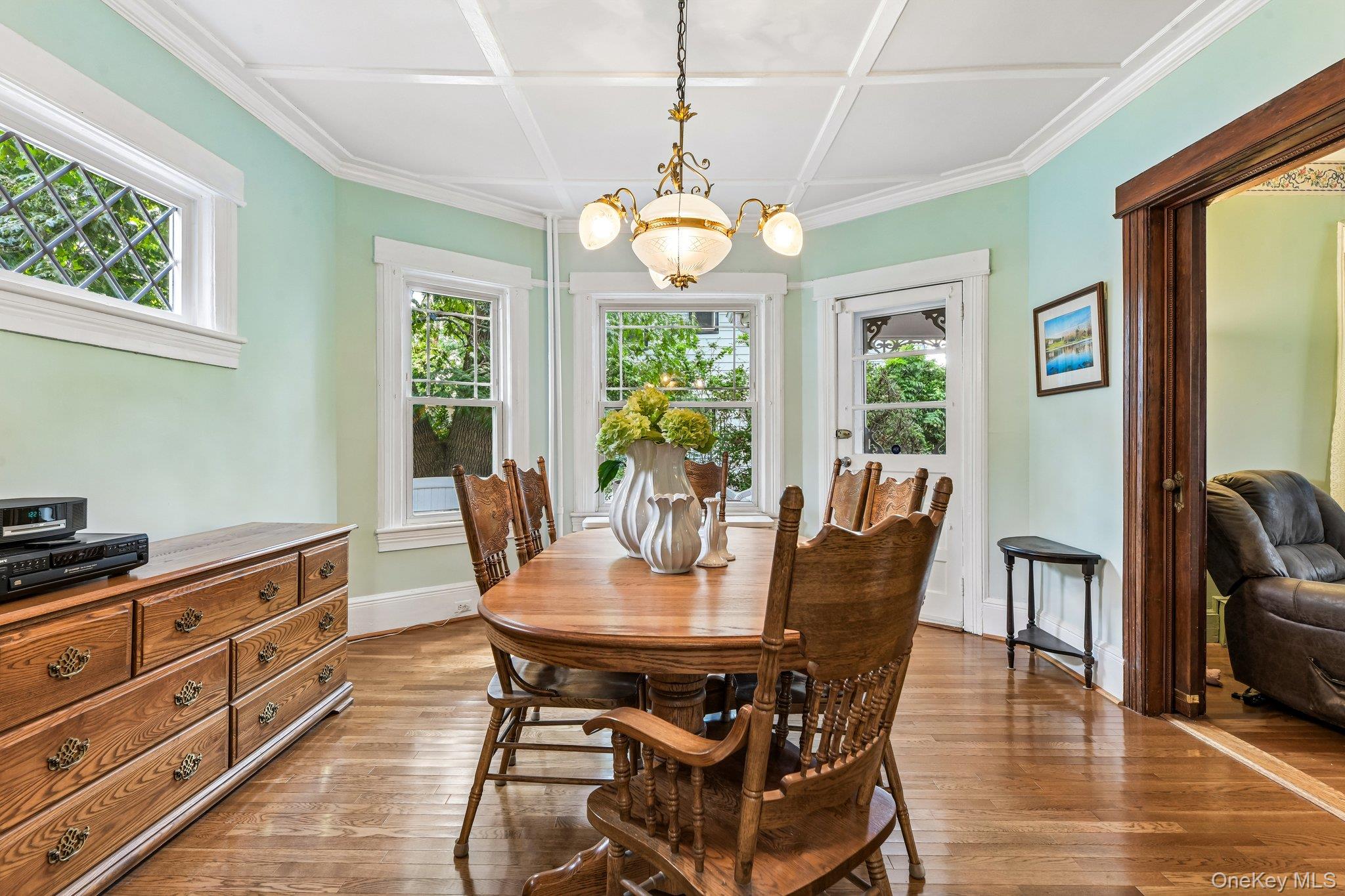 35 Lee Avenue — photo 8