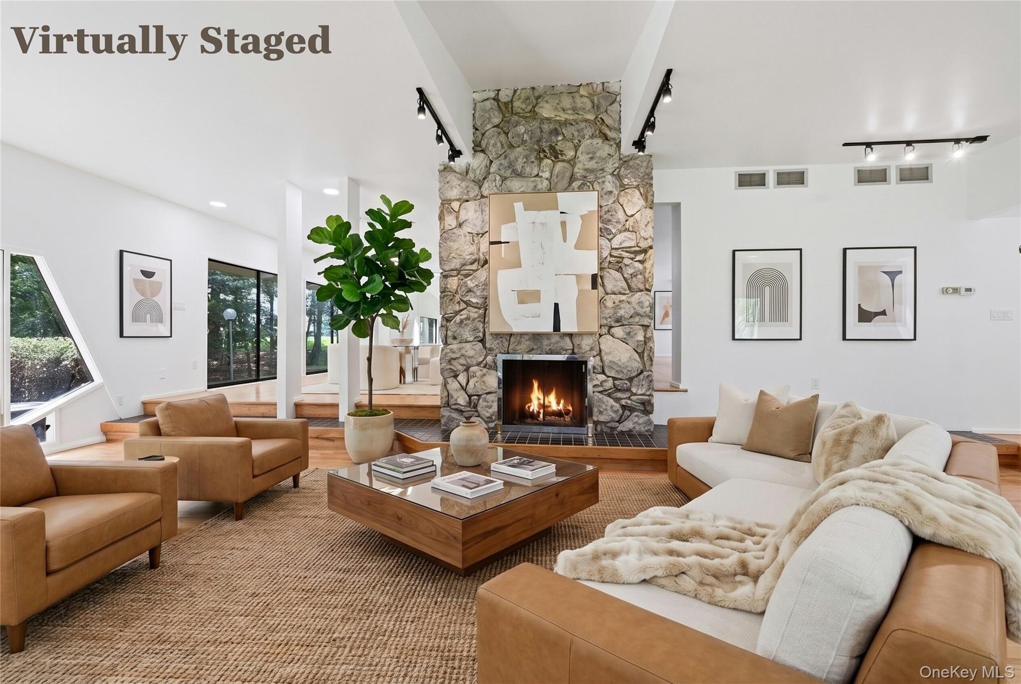12 Lost Meadow, Port Jefferson