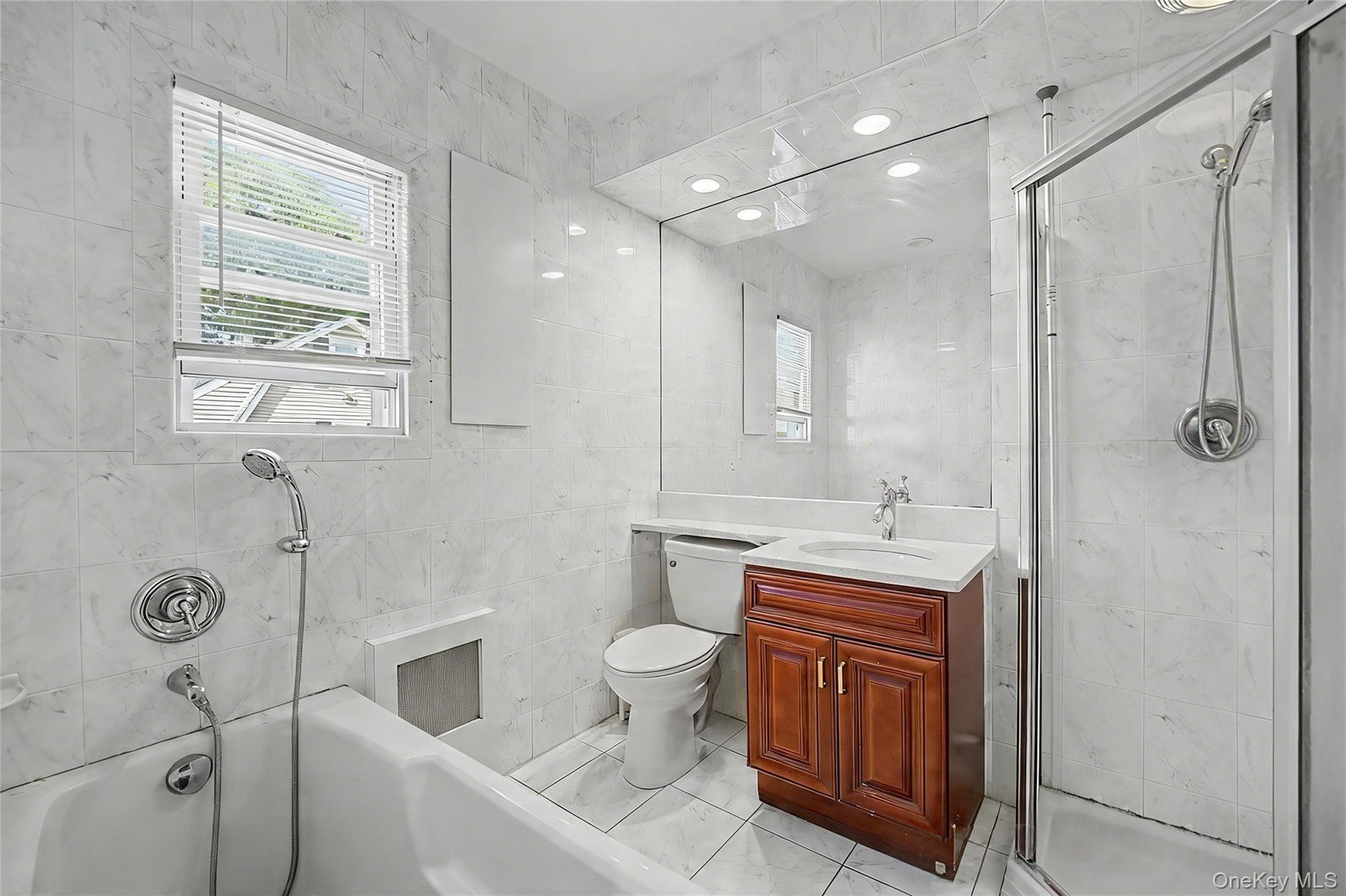 29 Holland Avenue — photo 7