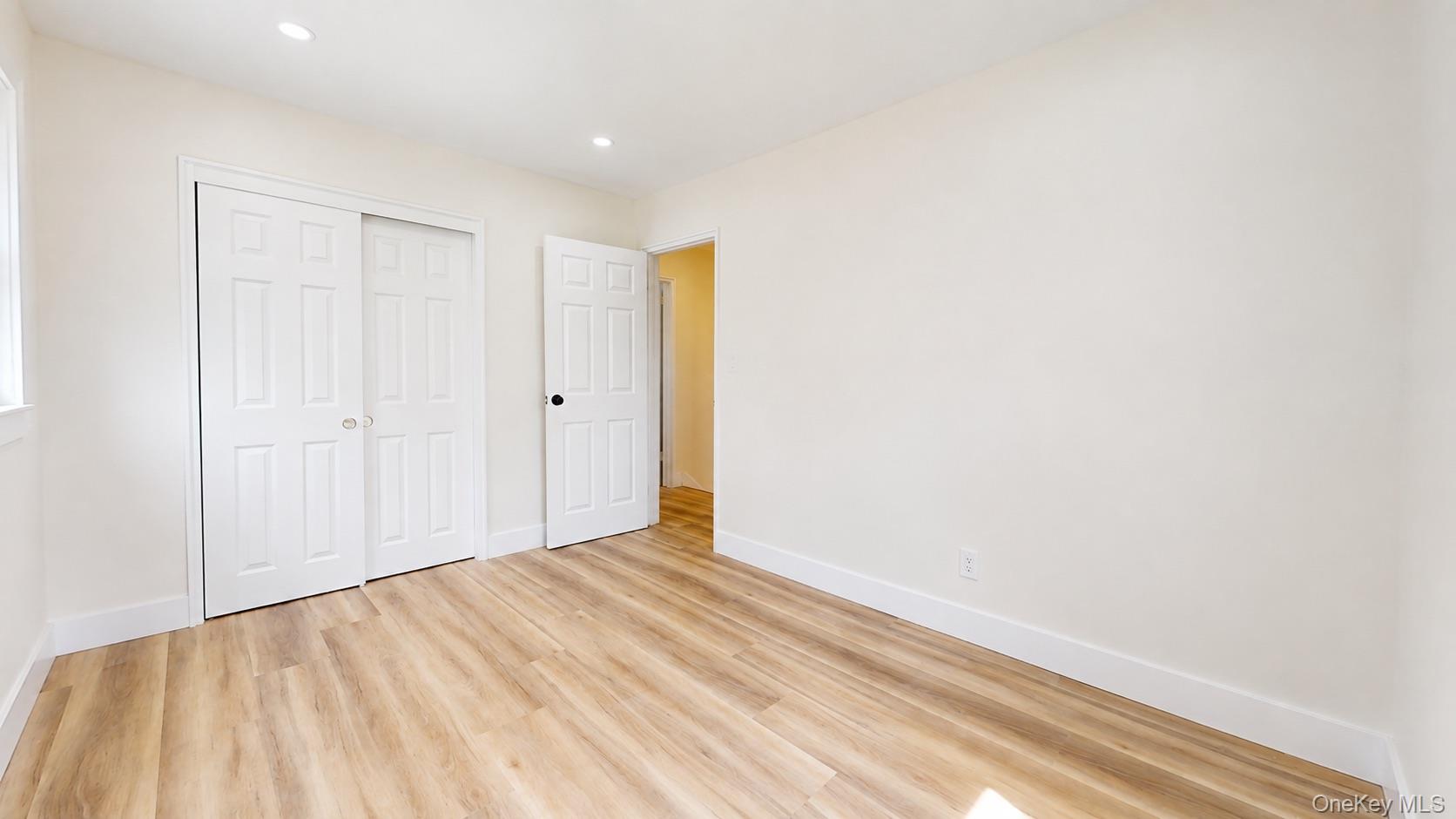 984 Hayes Street — photo 23