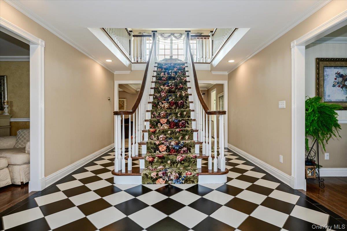 150 Harborview Drive — photo 4