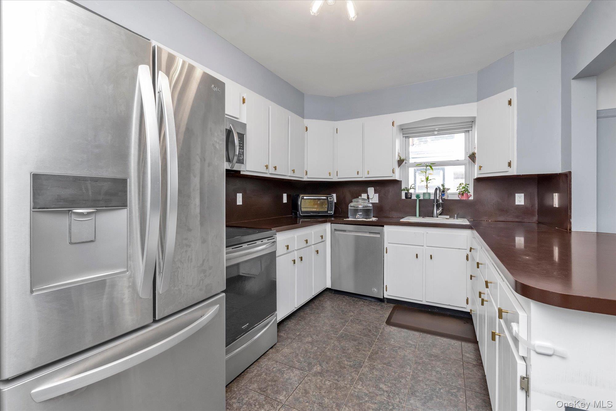 4 Rhame Avenue — photo 5