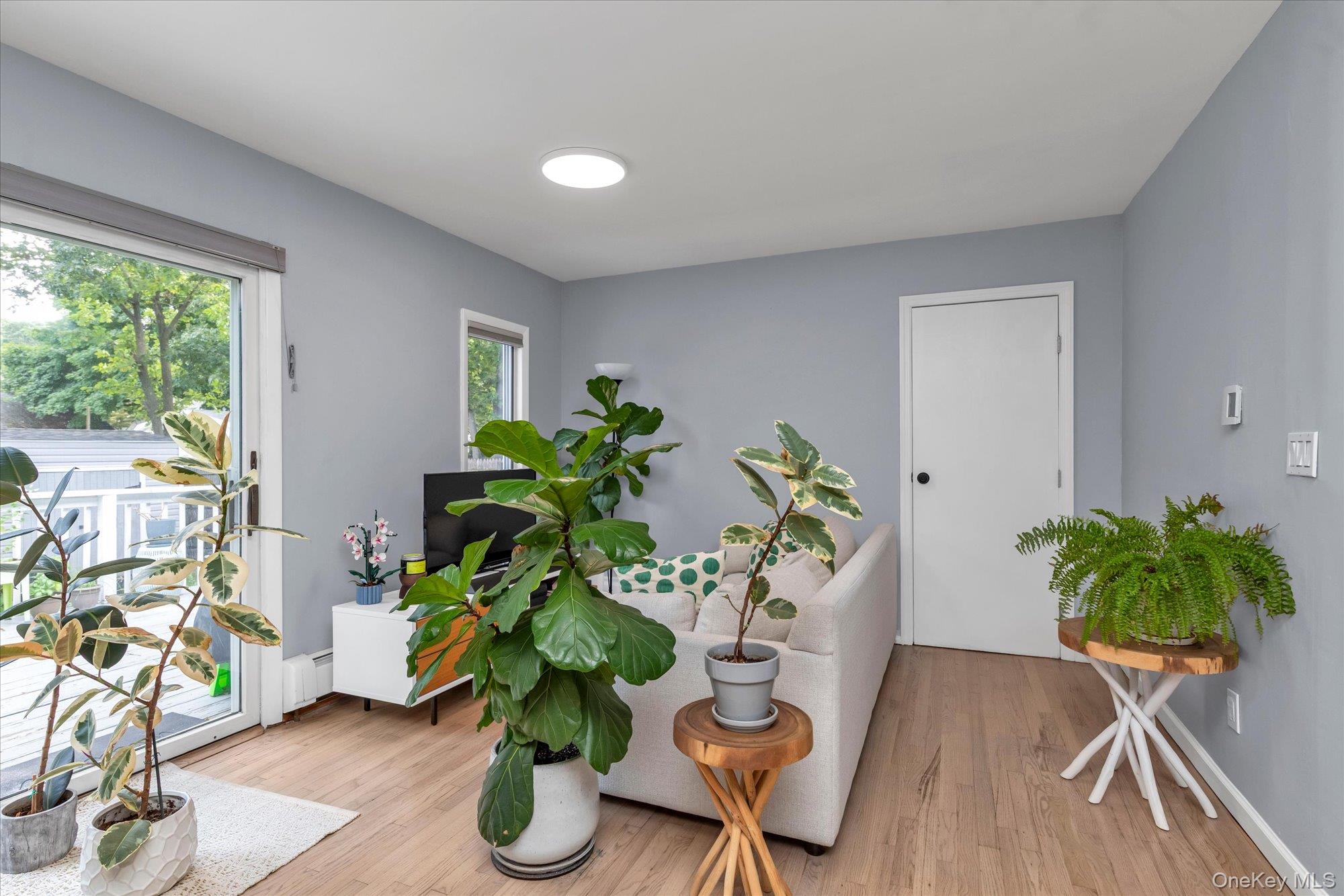 4 Rhame Avenue — photo 9
