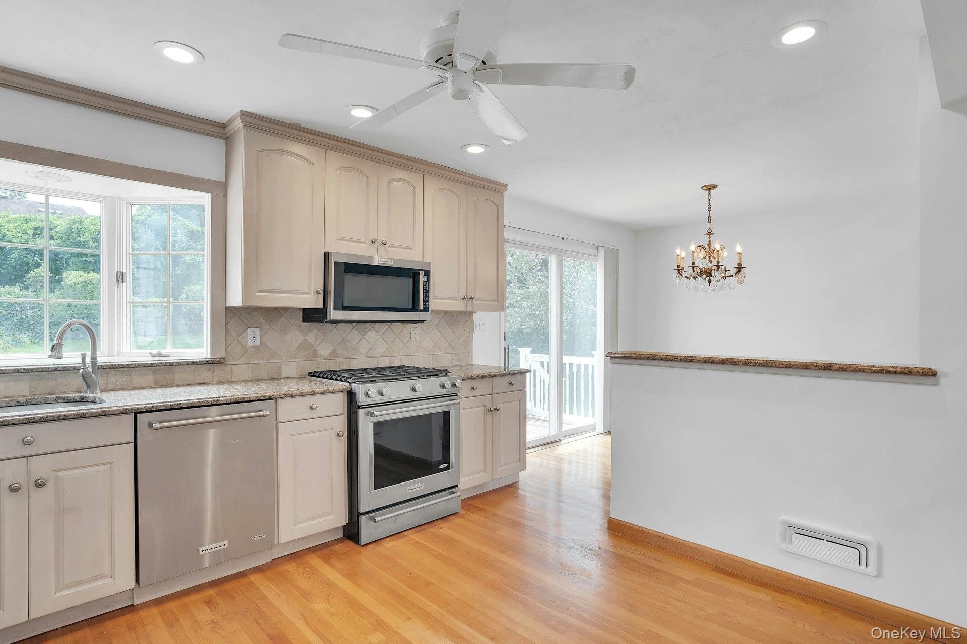 7 Tomkins Court — photo 21