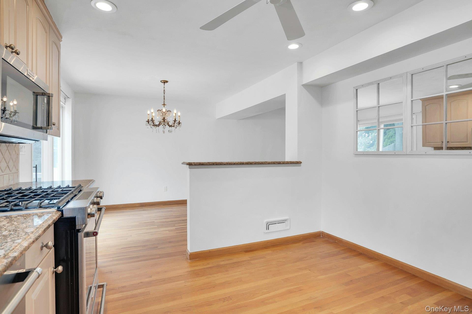 7 Tomkins Court — photo 23