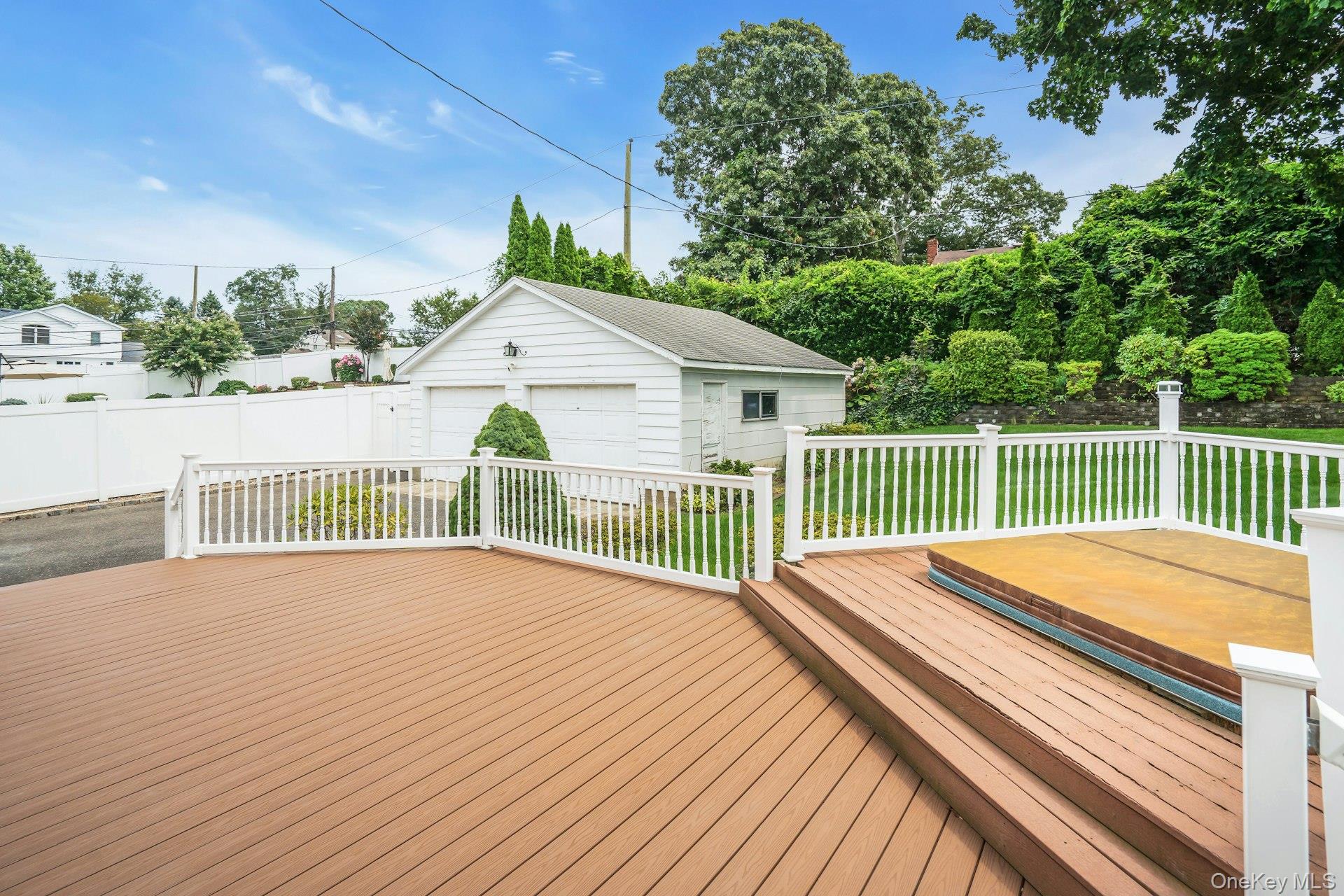 7 Tomkins Court — photo 42