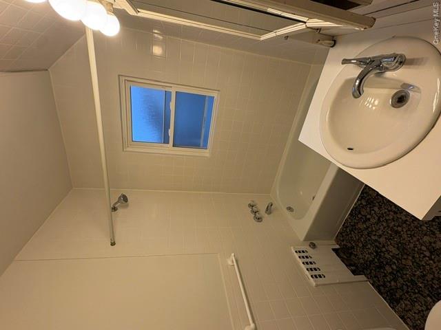 1435 Alpha Street — photo 11