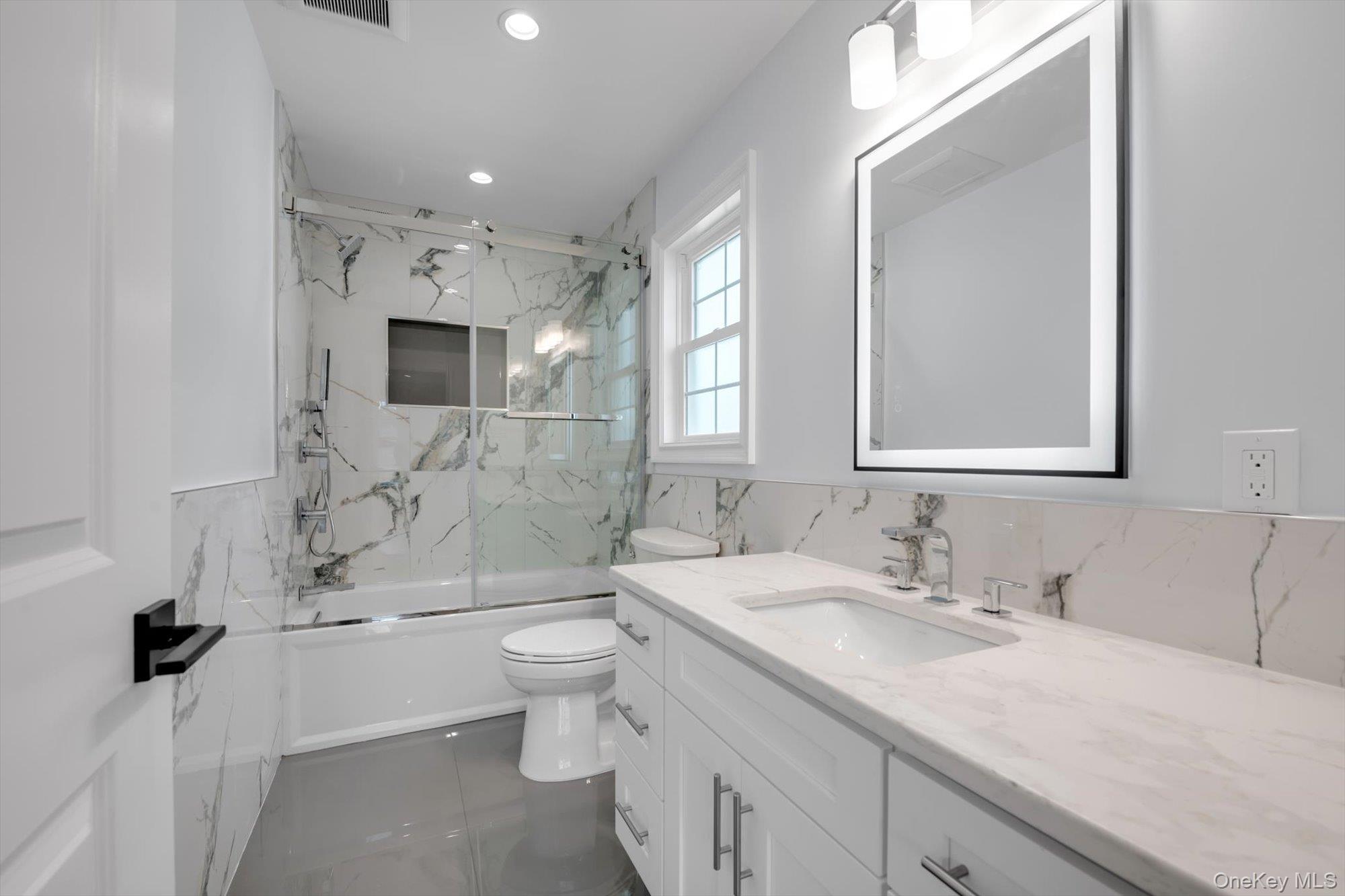 2351 Amherst Street — photo 17
