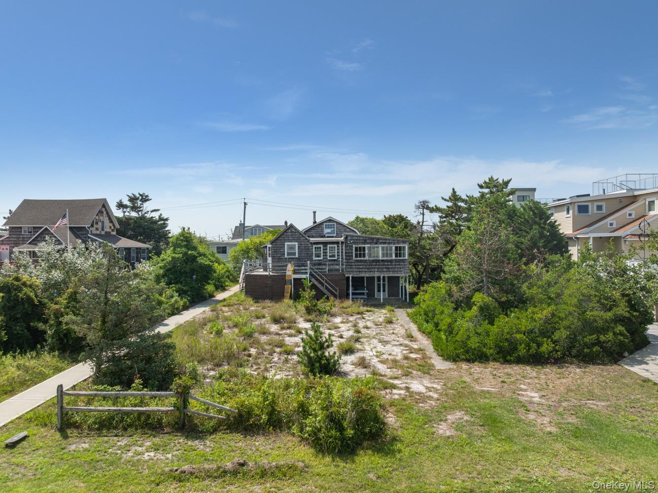 25 Ocean Walk — photo 2