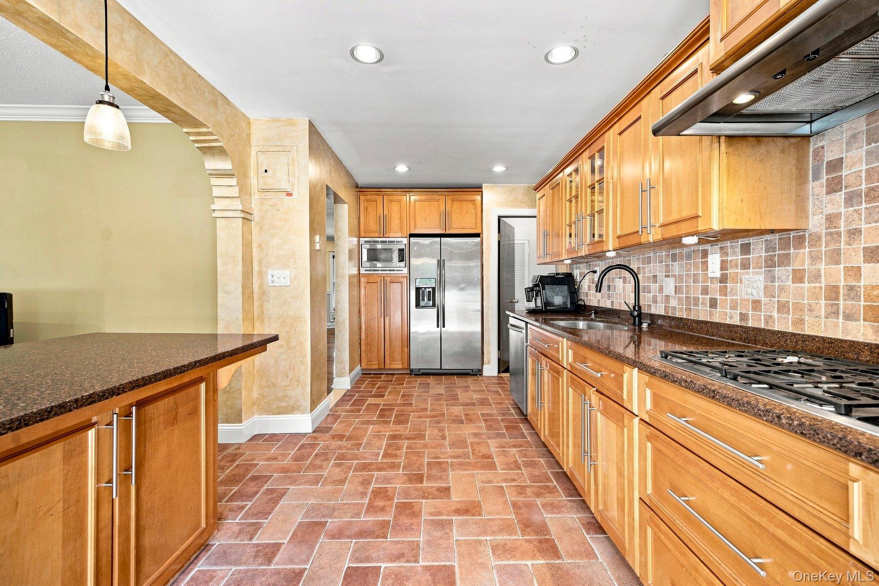 791 Cornwell Avenue — photo 14