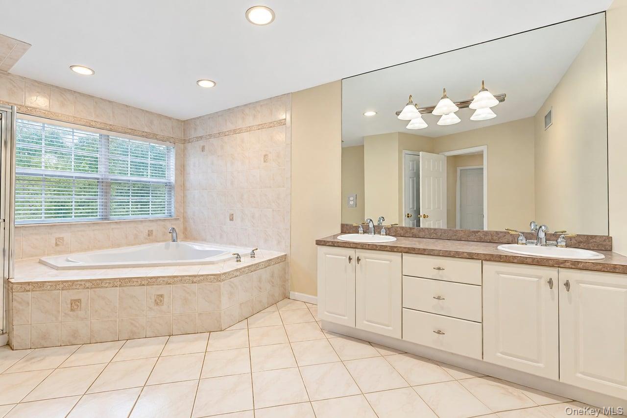 5 Sky View Court — photo 42