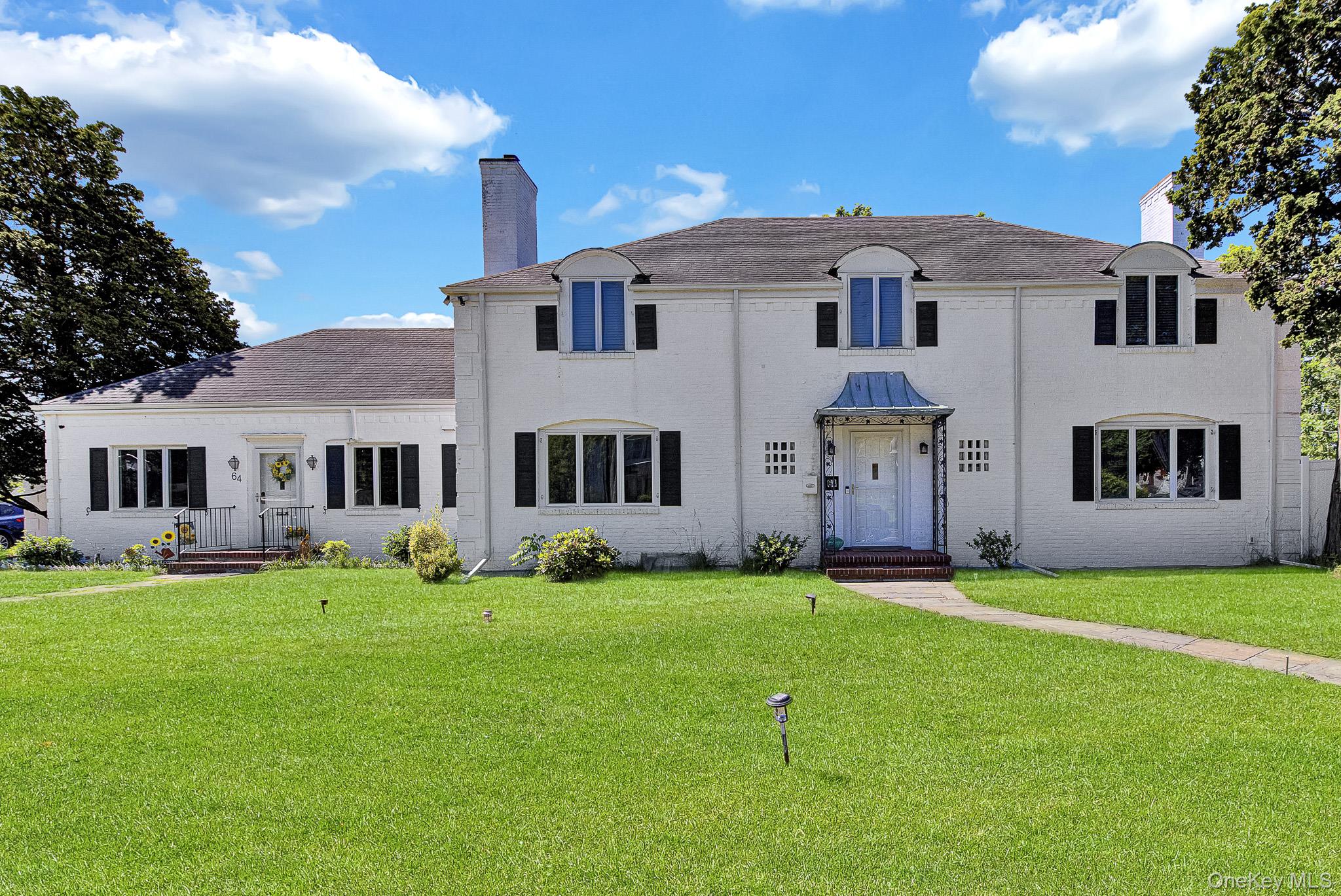 64 Roe Boulevard, Patchogue