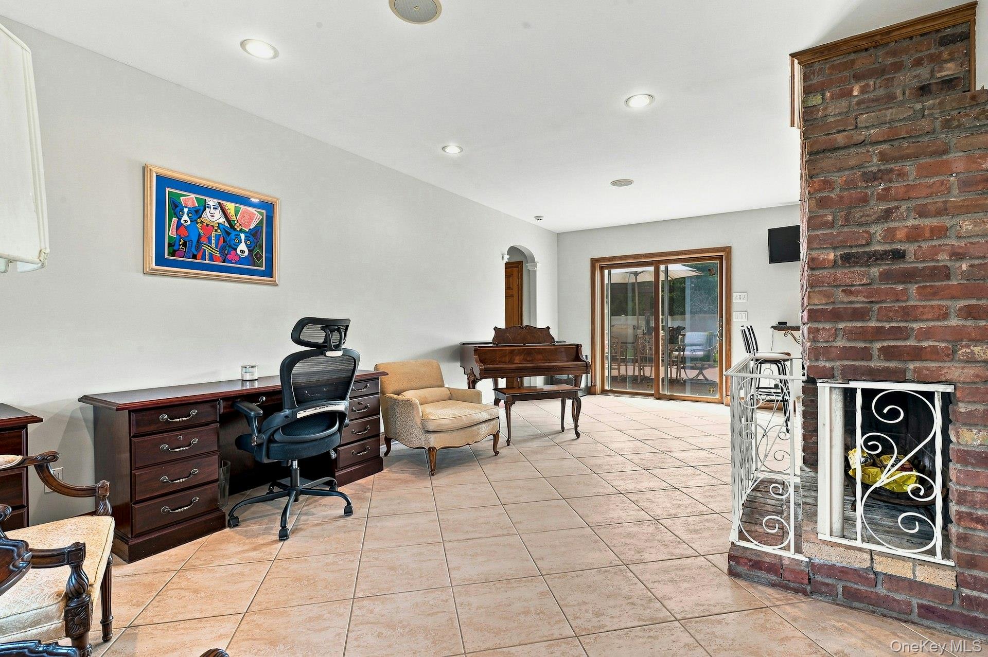 7 Herkimer Avenue — photo 23