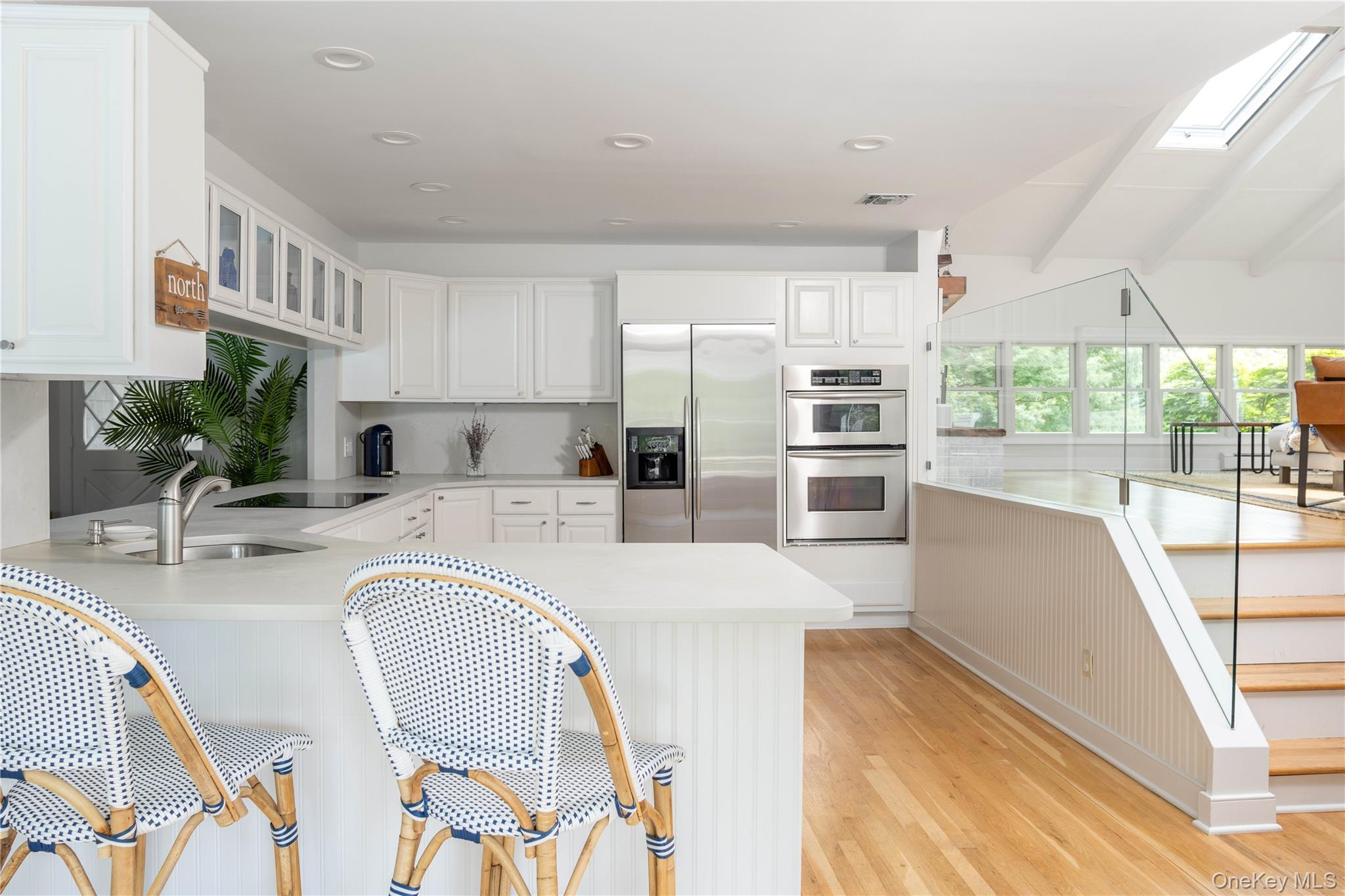 225 Lakeside Drive — photo 9