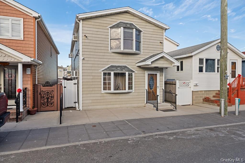 19 13th Road, Broad Channel