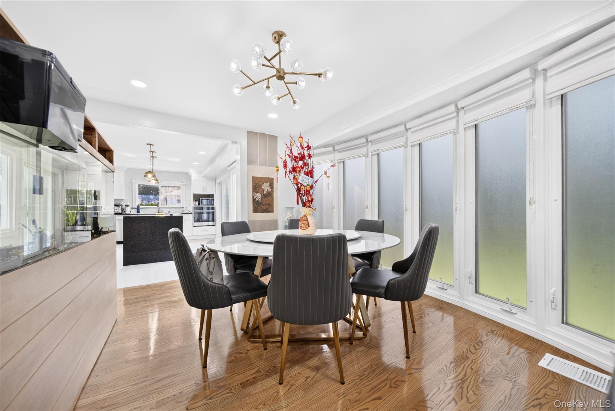 2 Foxhurst Court — photo 8