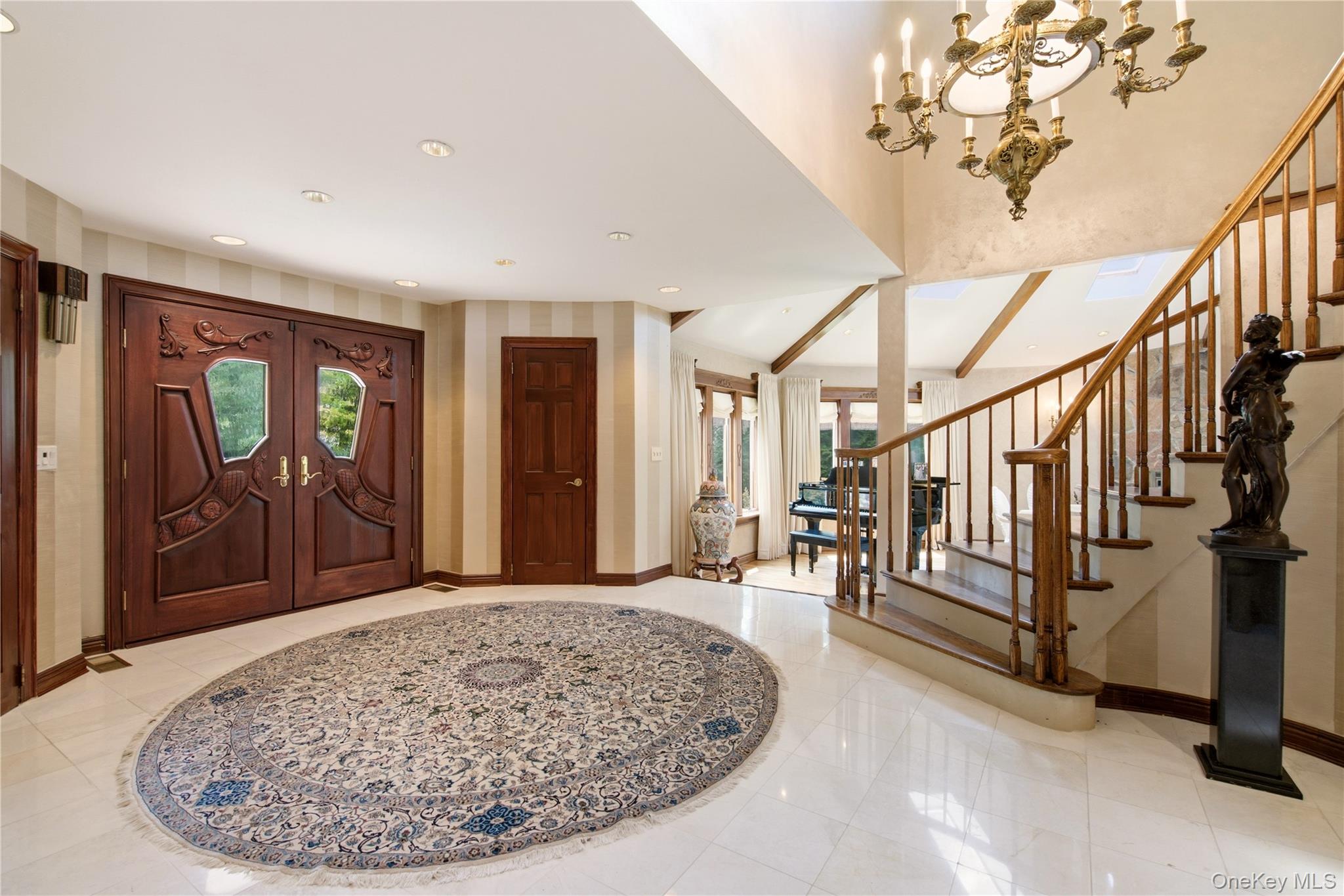 27 Amber Lane — photo 4