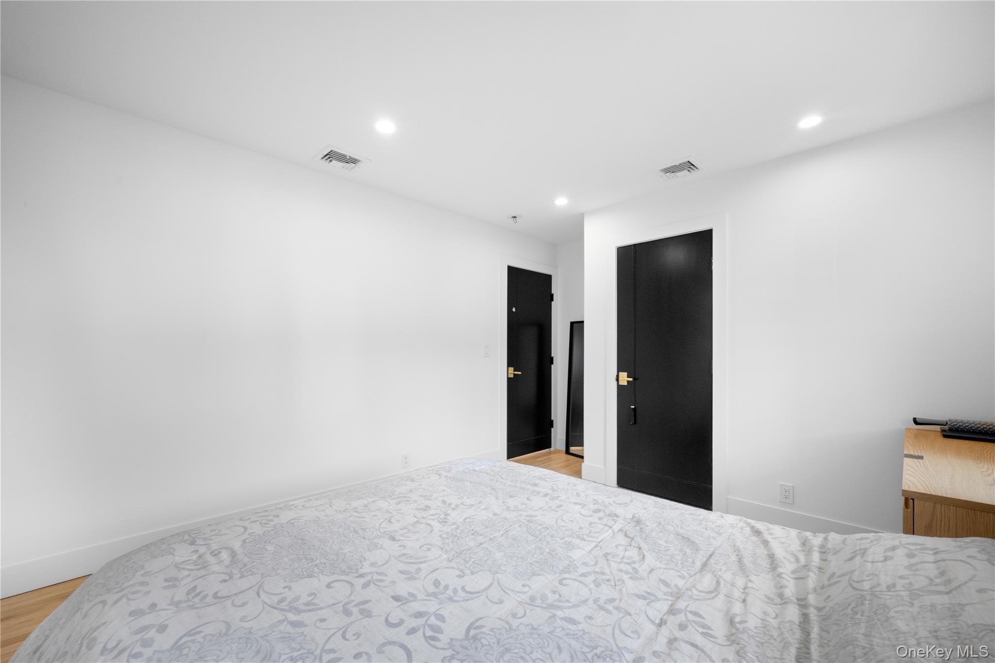 7 Tyrconnell Avenue — photo 23