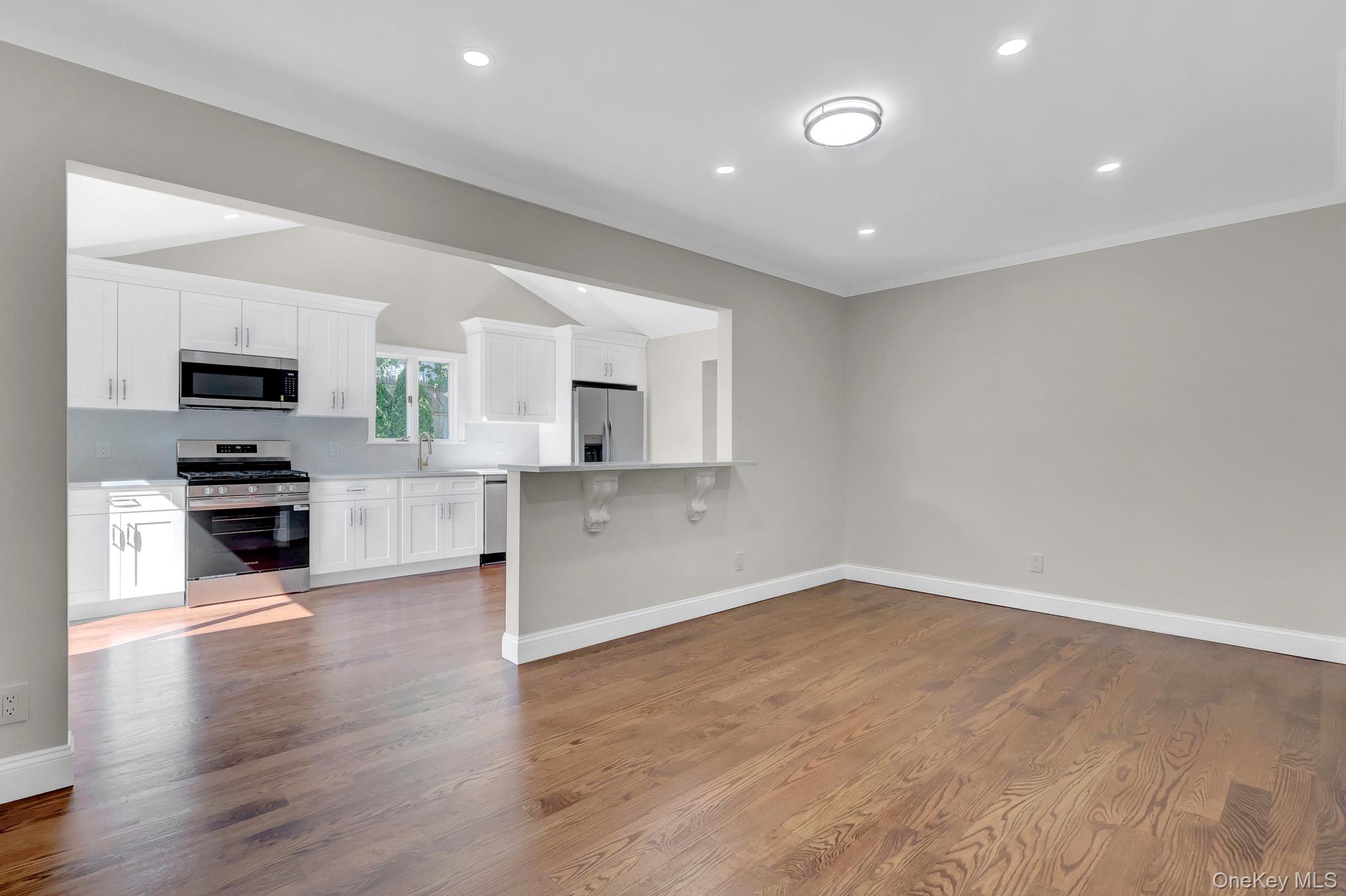 71 Valentine Avenue — photo 12