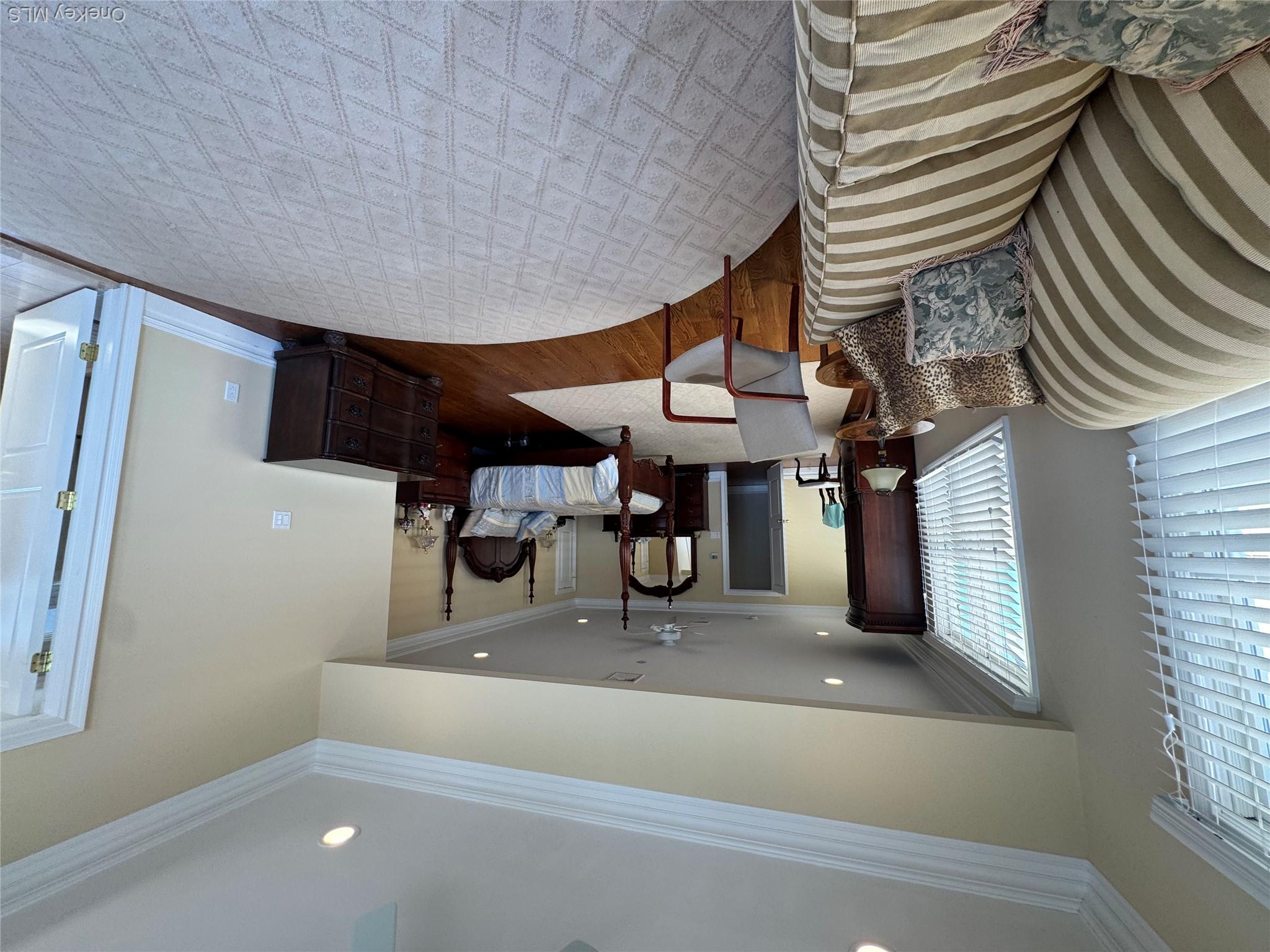 839 Park Avenue — photo 14