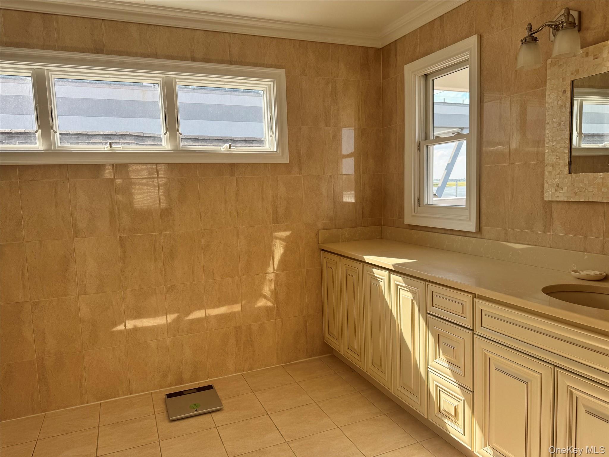 839 Park Avenue — photo 15