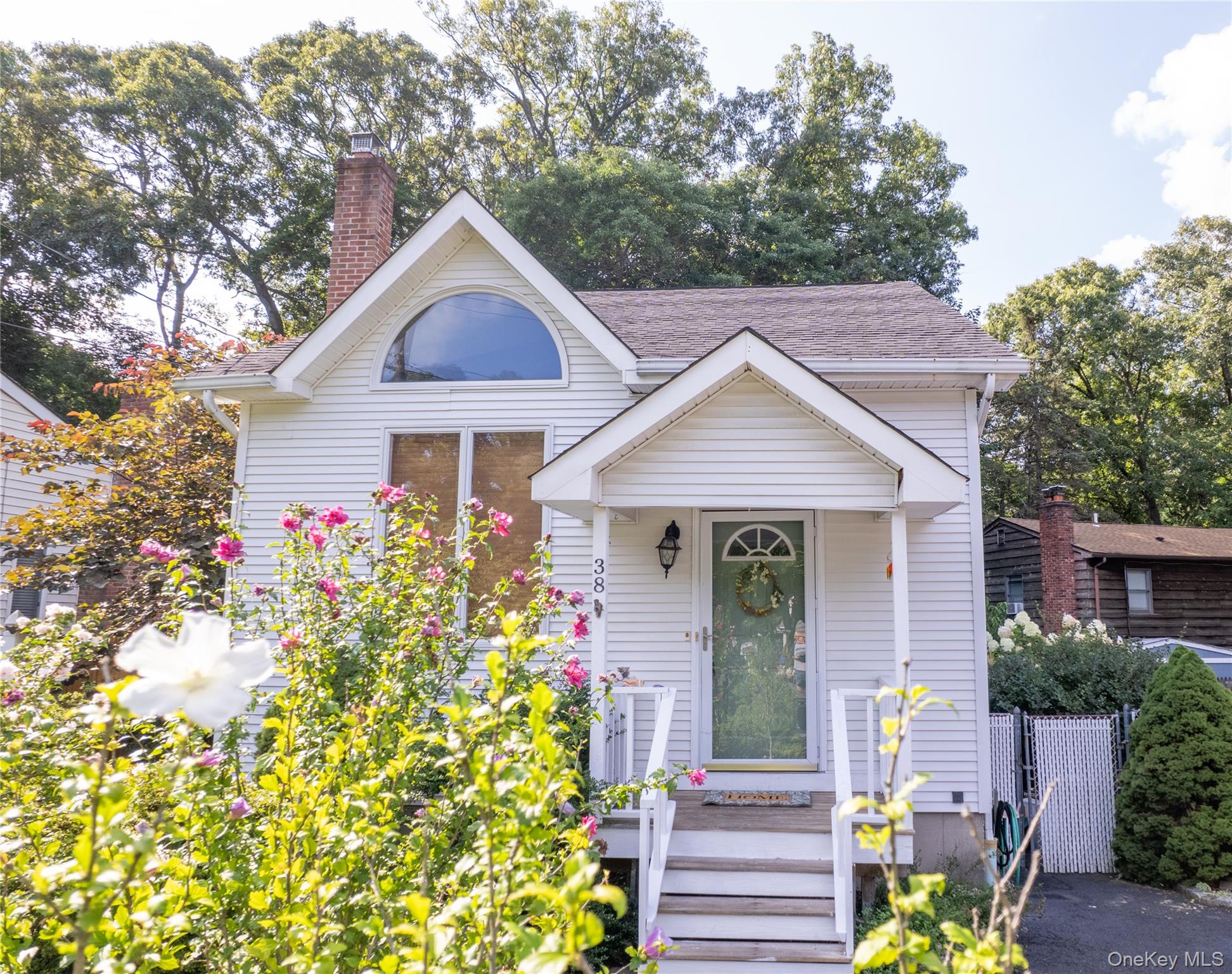 38 Montauk Road, Sound Beach