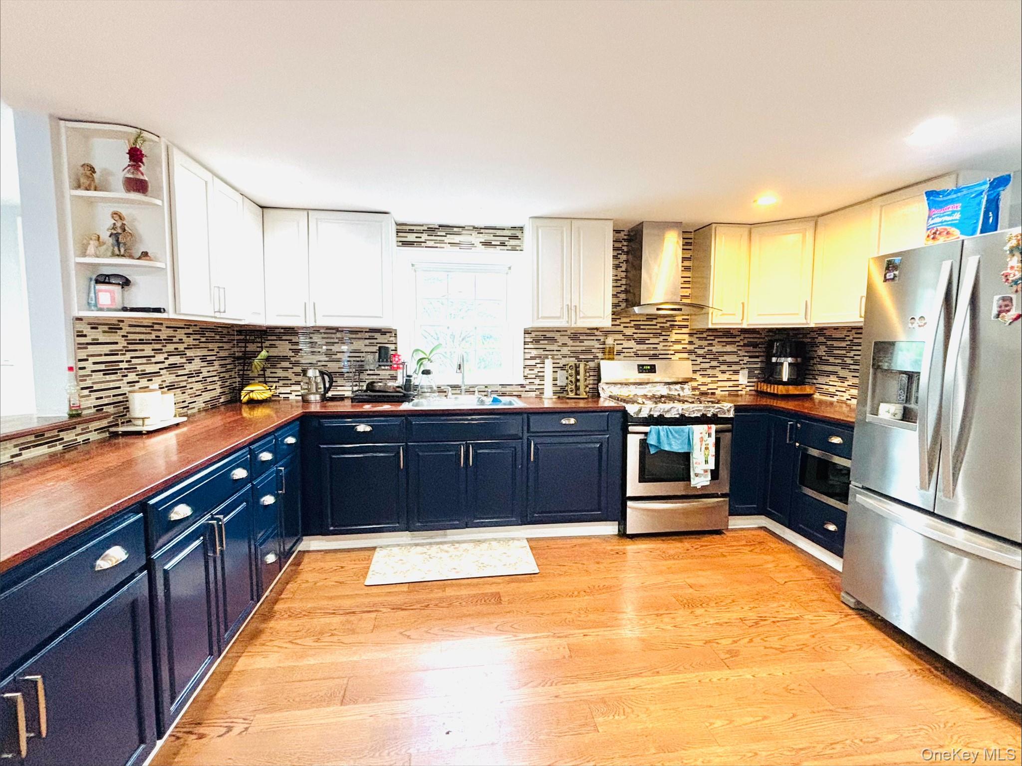 41 Carls Place #41 — photo 2