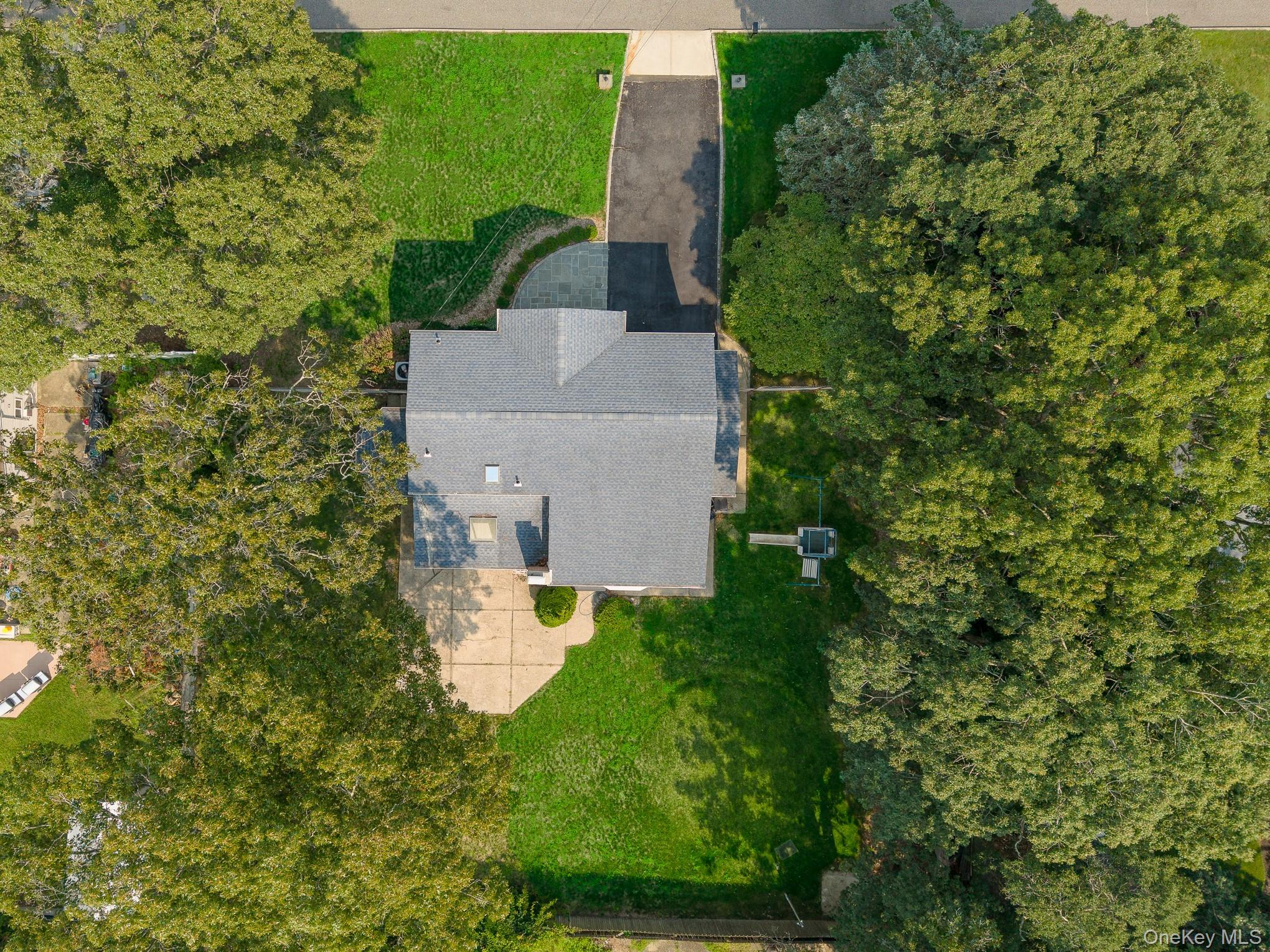 70 Woodview Lane — photo 34