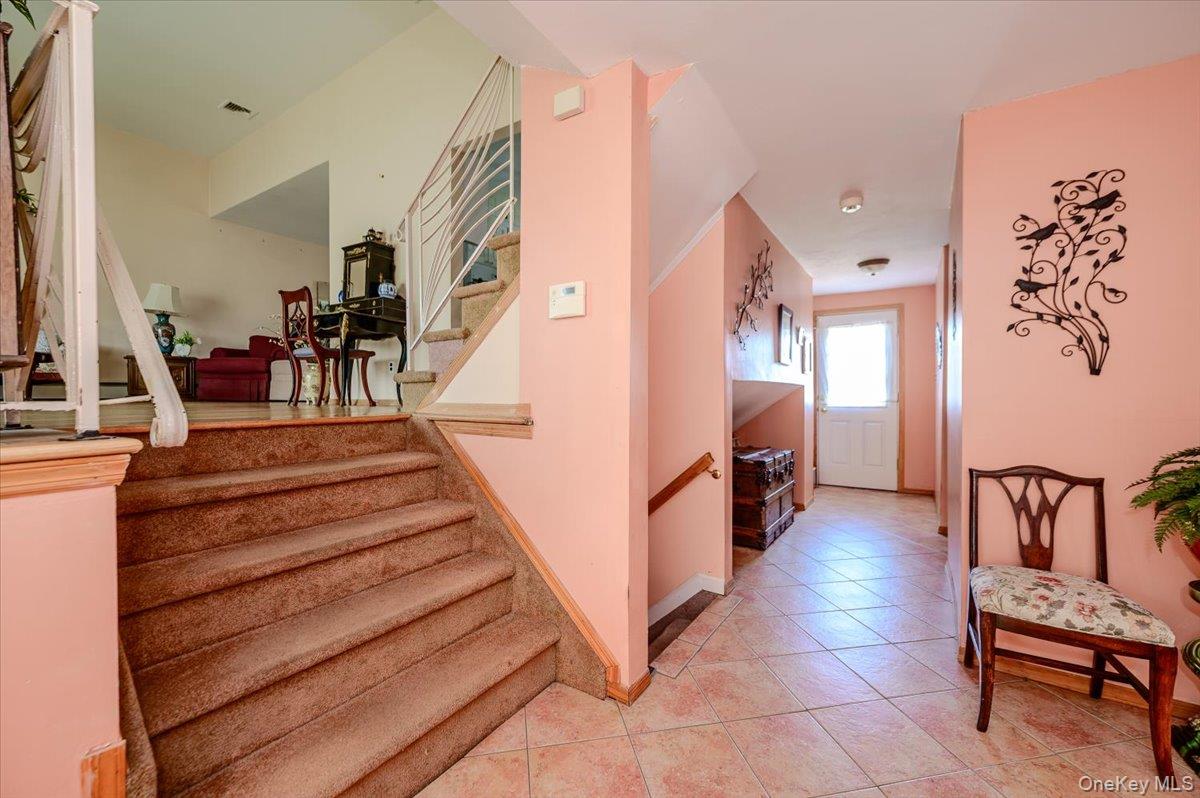 3291 Wolfson Drive — photo 3
