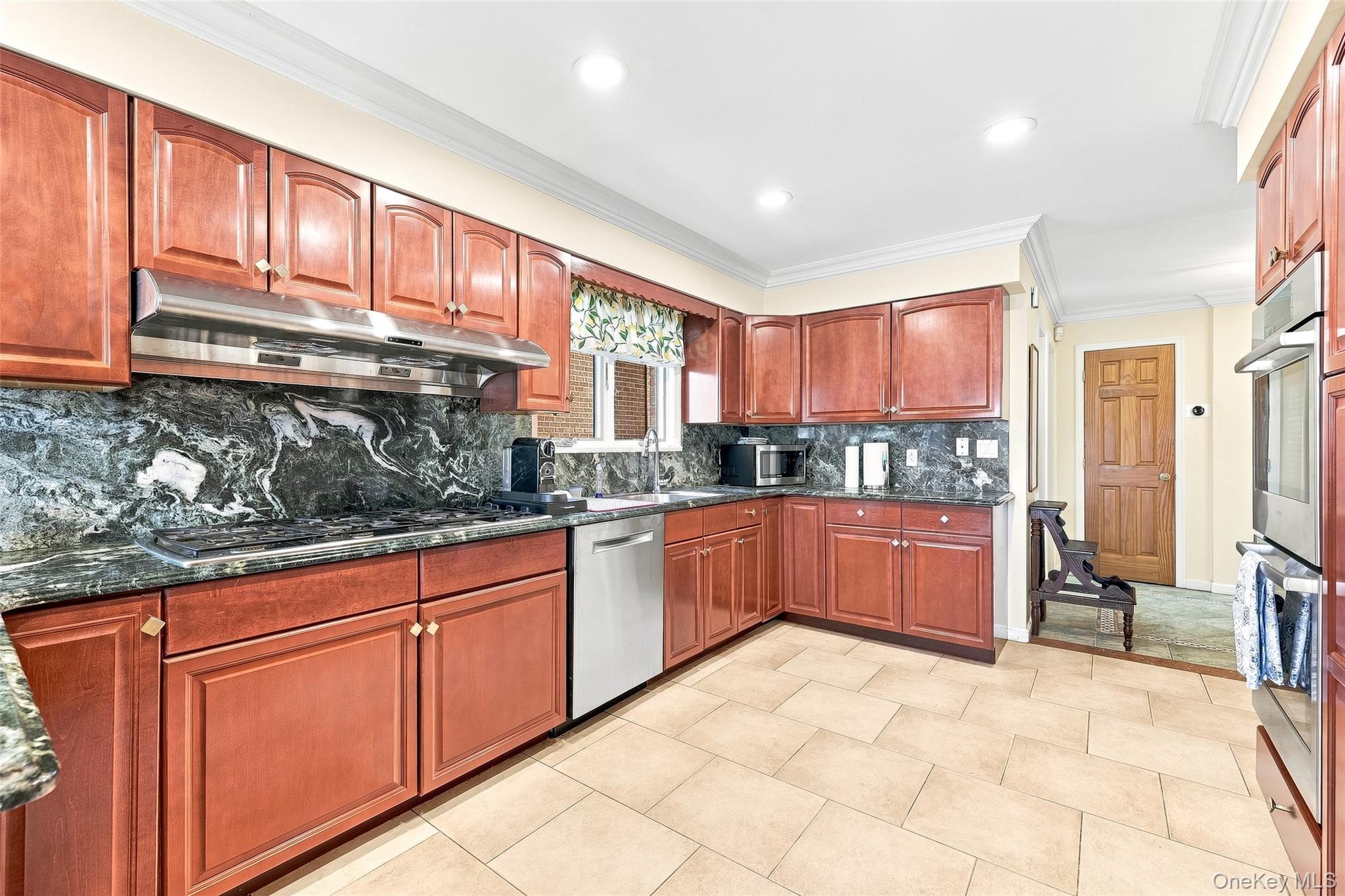 5315 Overbrook Street — photo 13