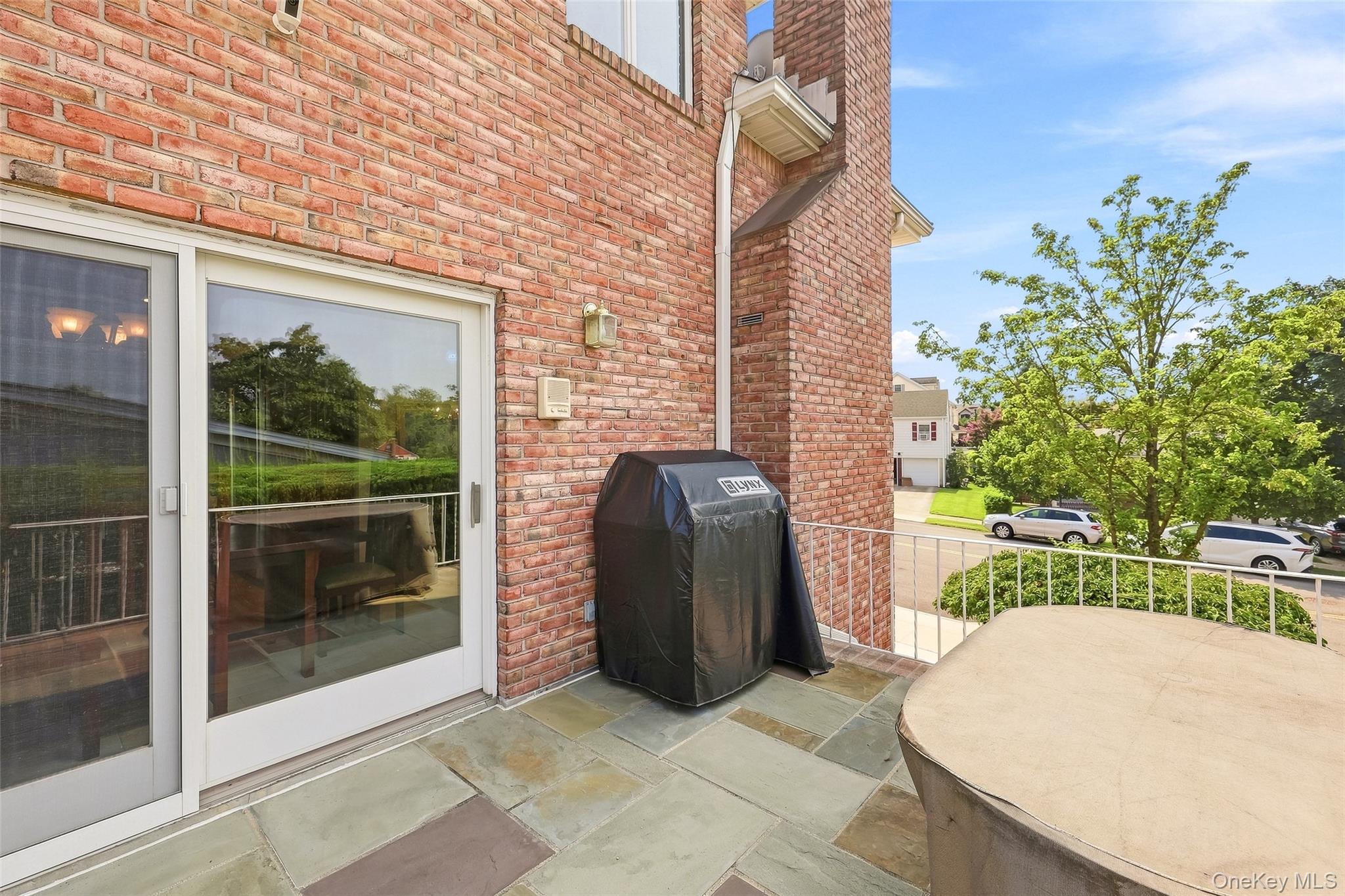 5315 Overbrook Street — photo 36
